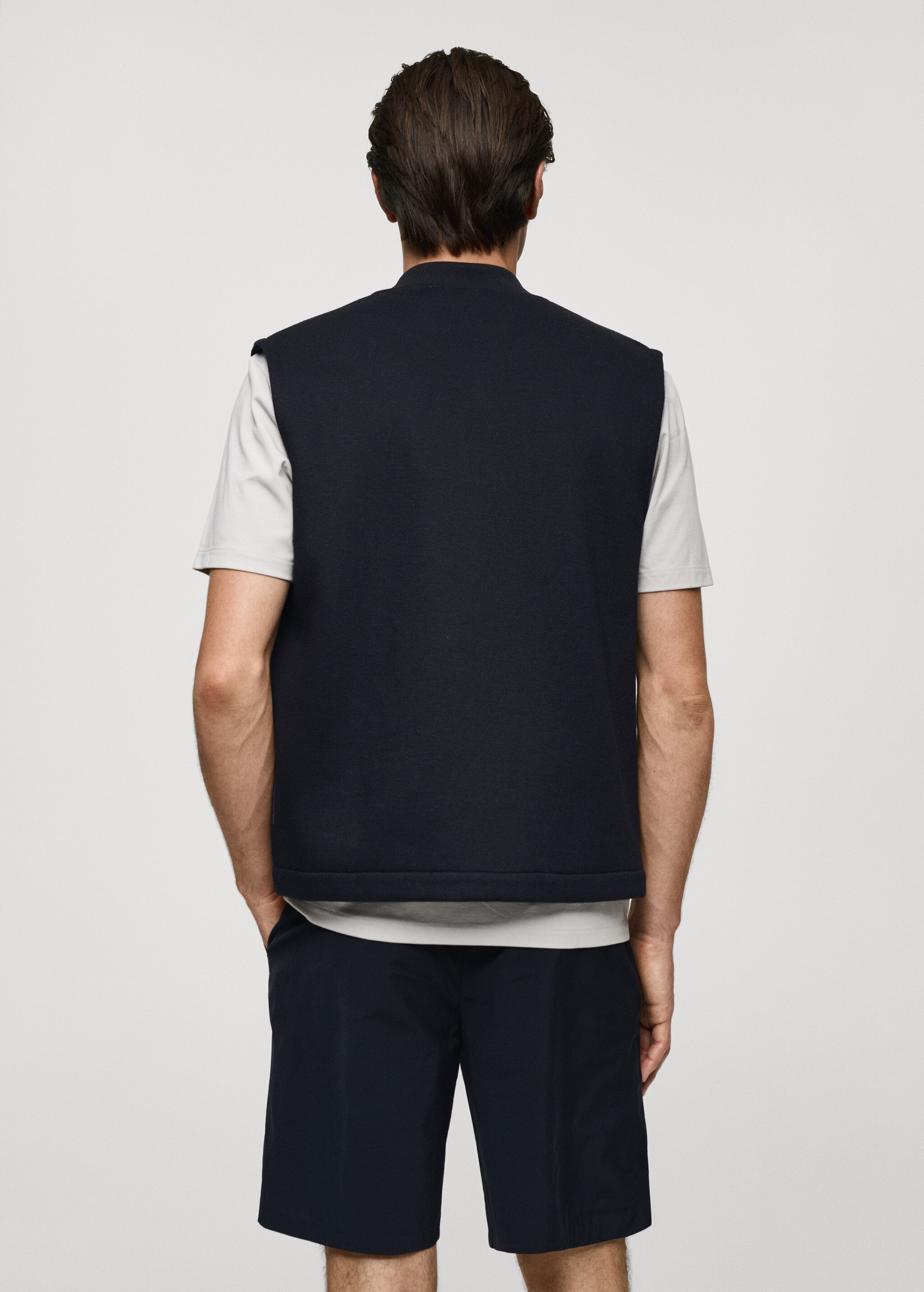 Breathable structured gilet - Reverse of the article