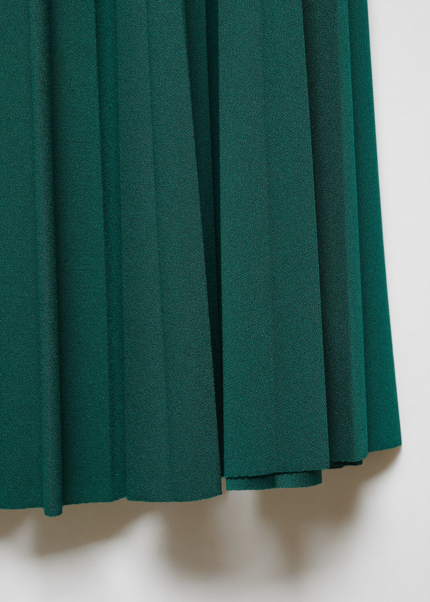 Pleated long skirt - Details of the article 8