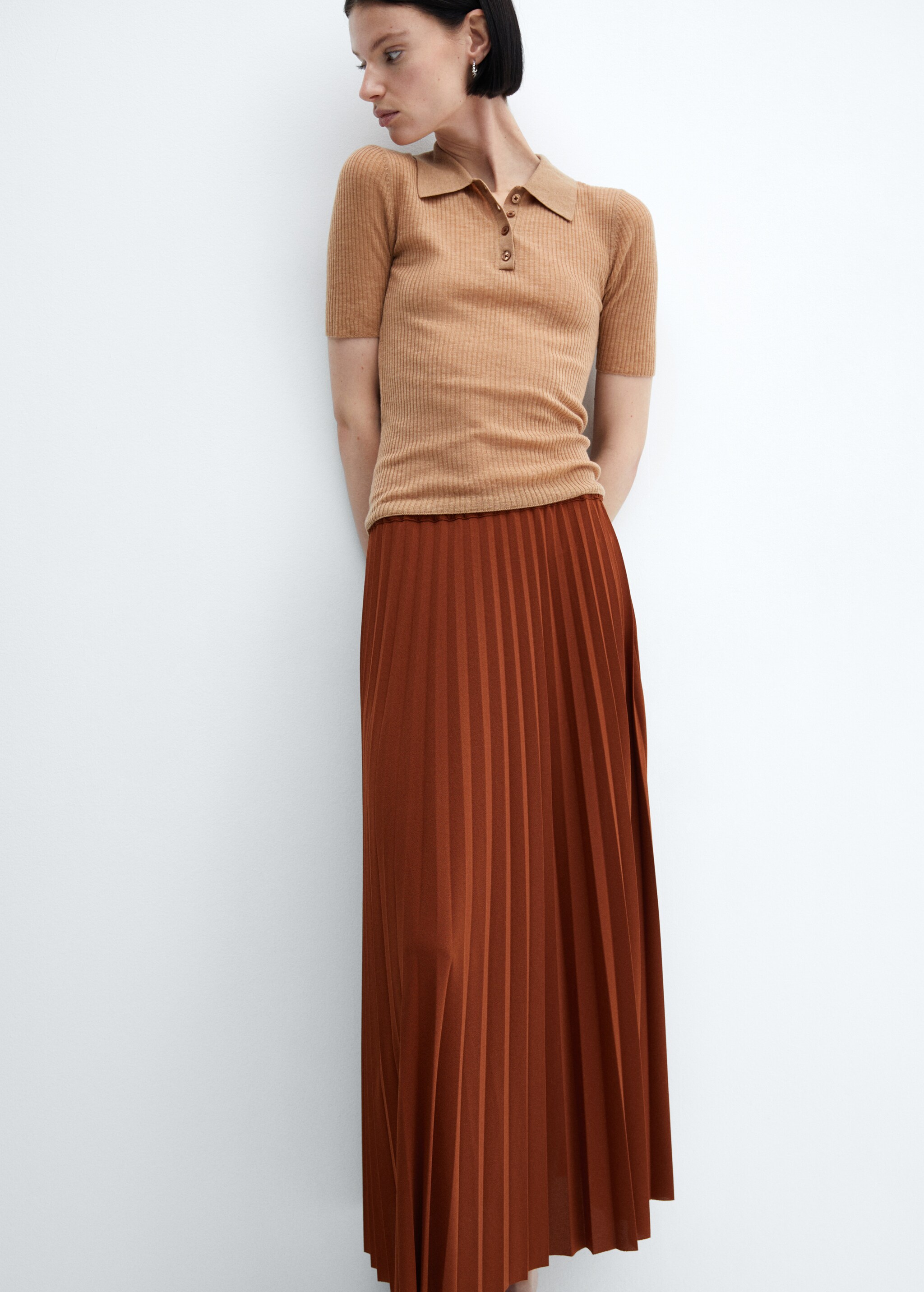 Pleated long skirt - Details of the article 4