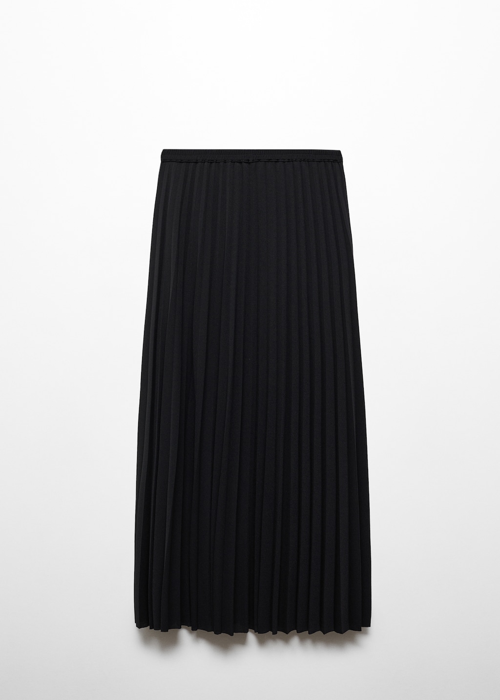 Pleated long skirt