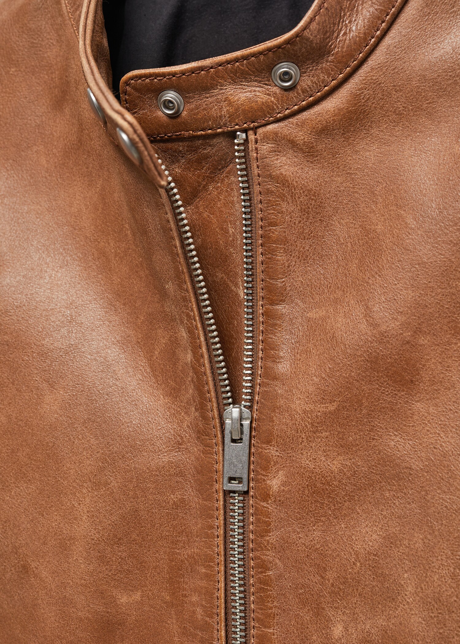 100% leather jacket - Details of the article 8