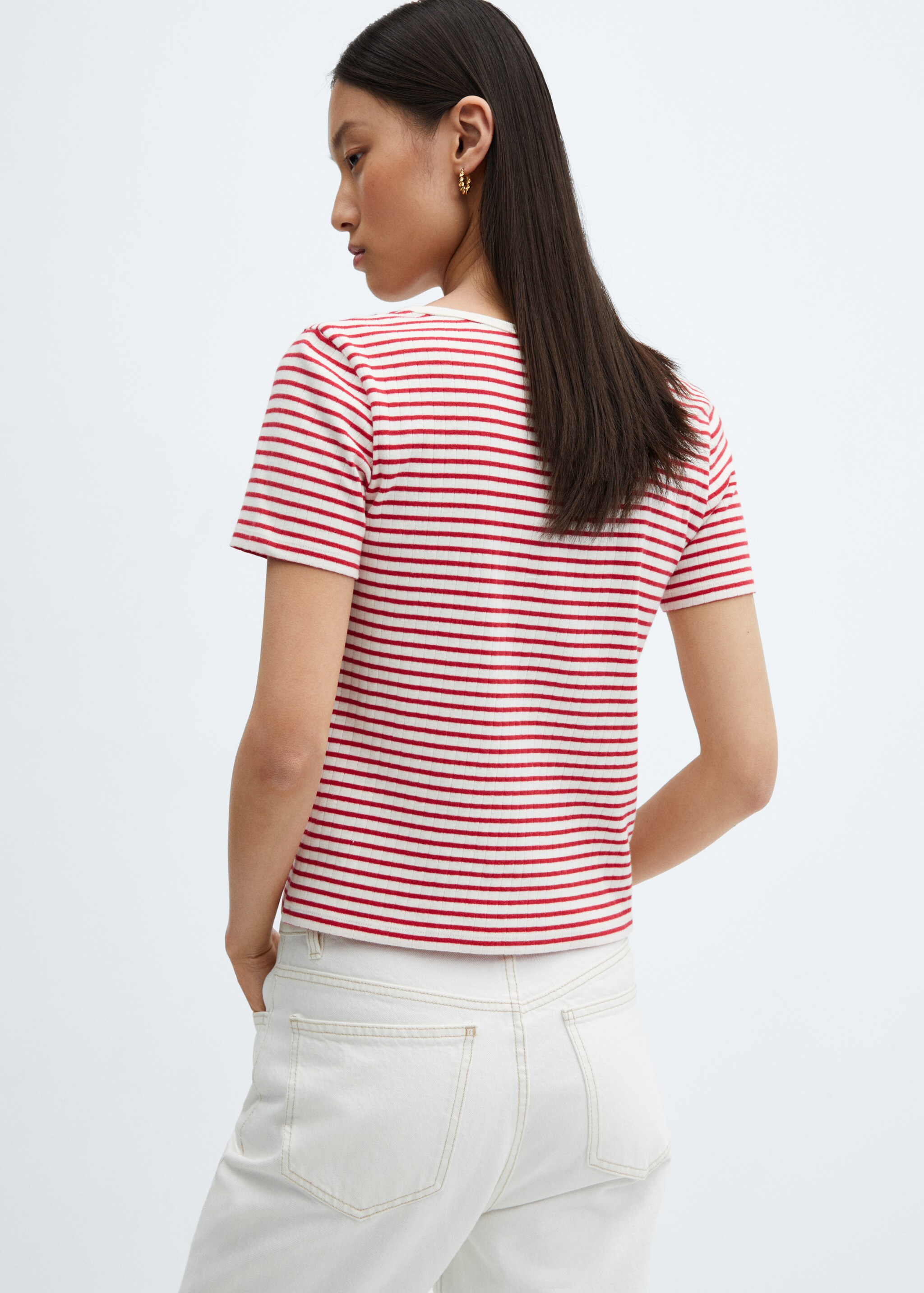 V-neck striped T-shirt - Reverse of the article