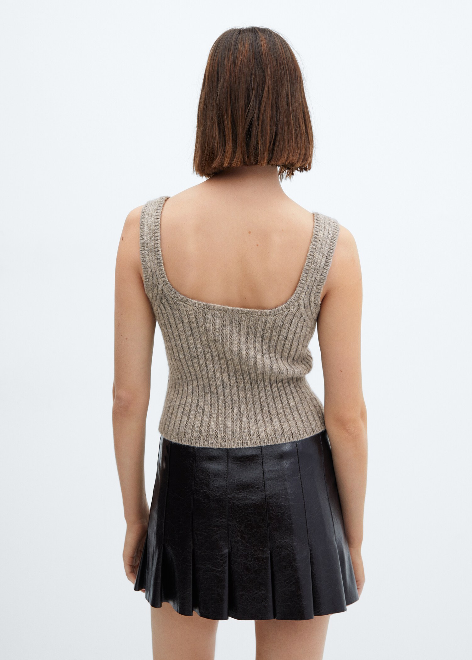 Ribbed strap top - Reverse of the article