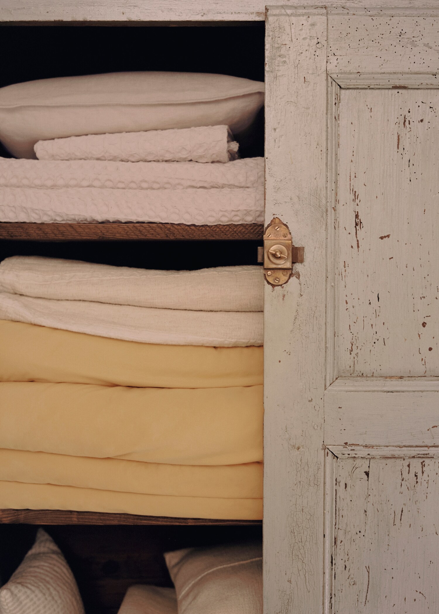 Washed cotton fitted sheet for king bed - Details of the article 6