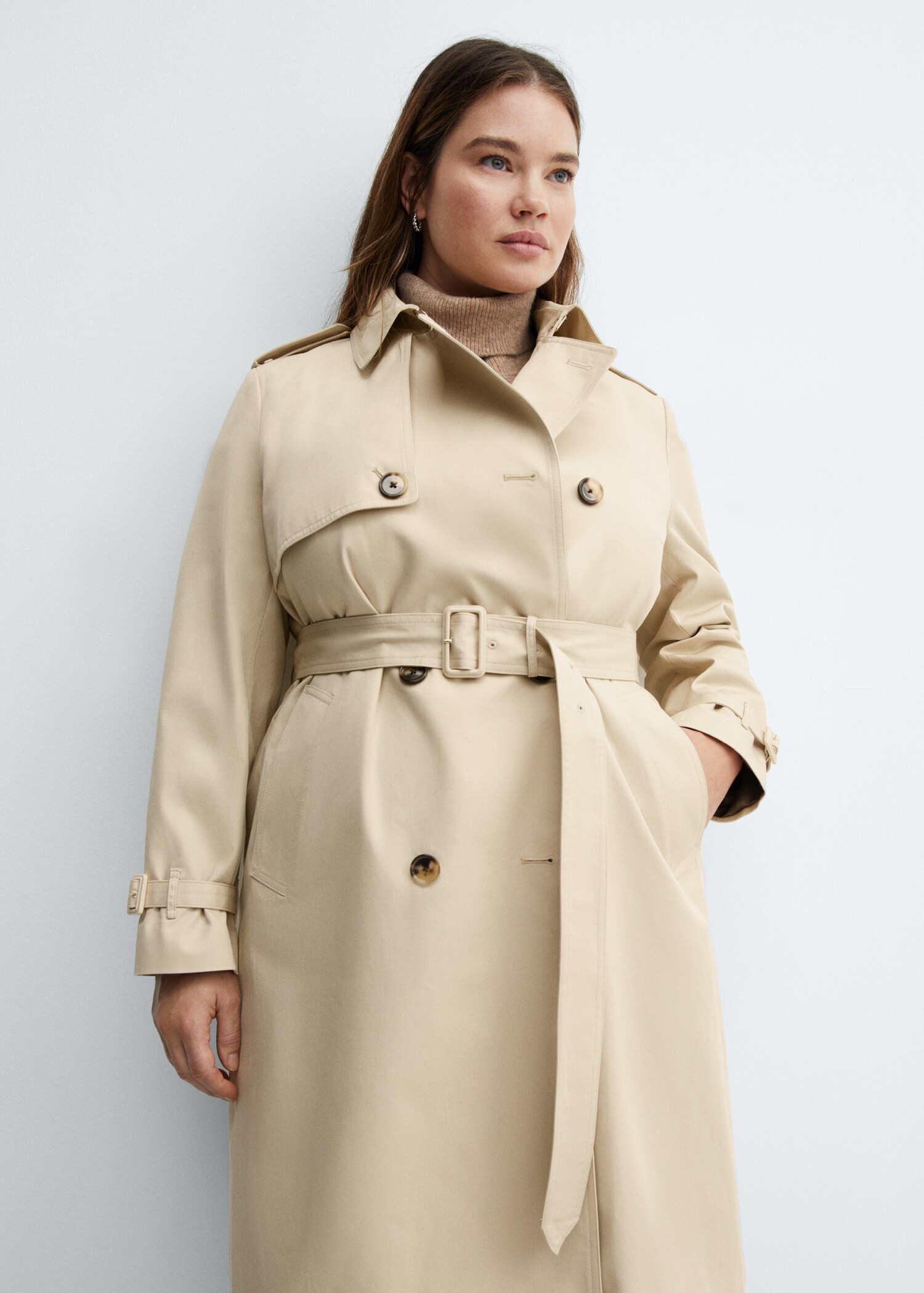 Classic trench coat with belt - Details of the article 5