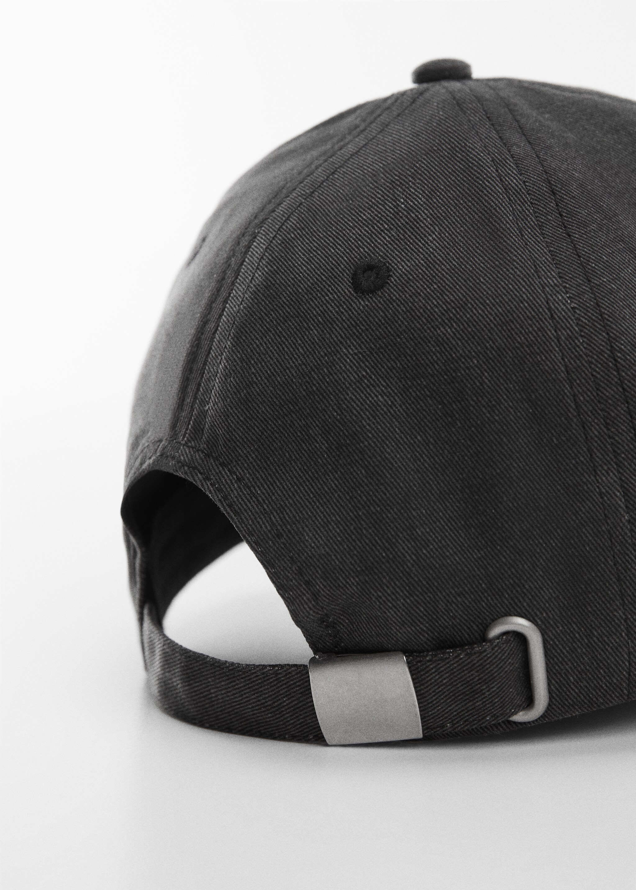 Denim cap with message - Details of the article 1