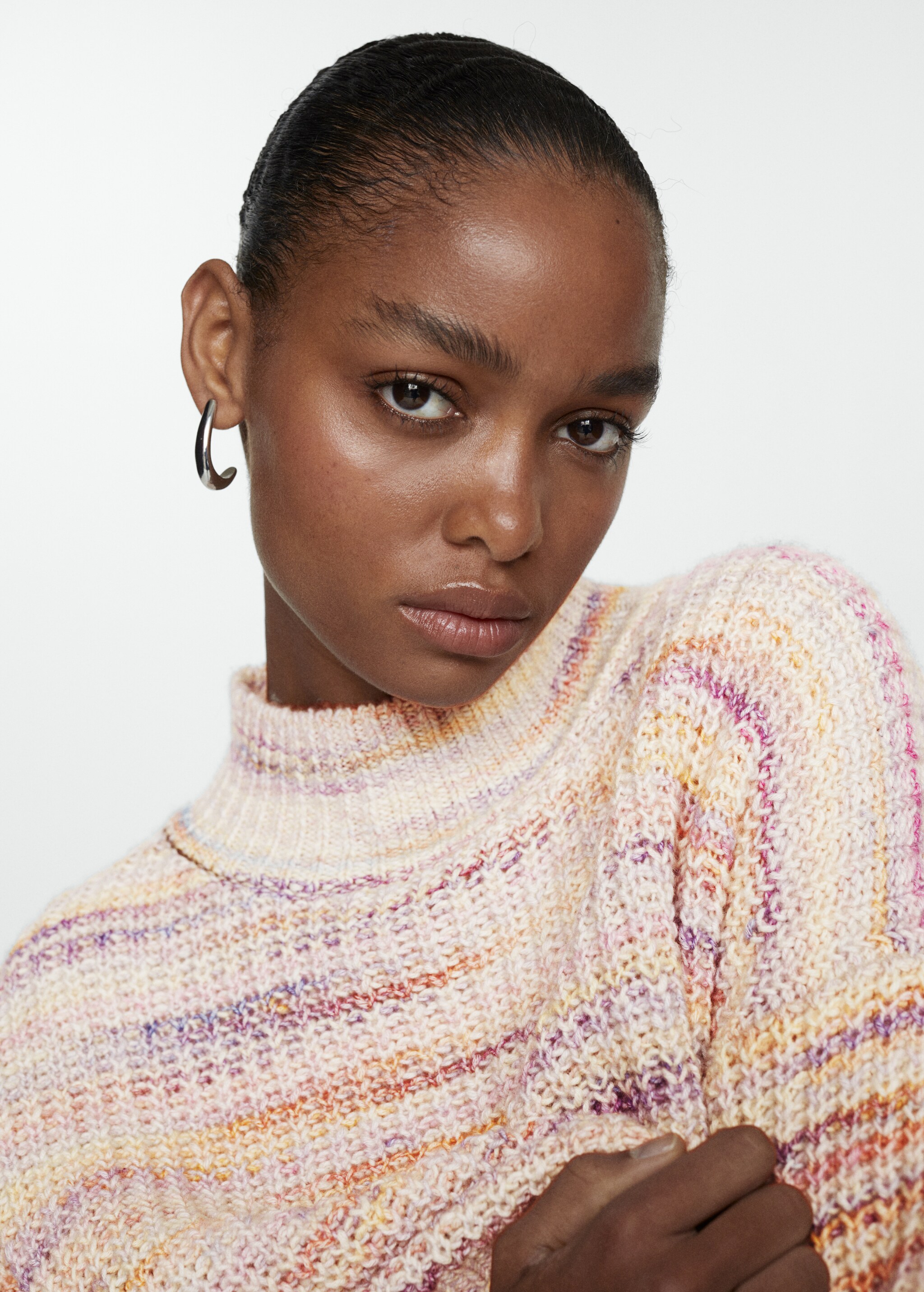 Knitted cropped sweater - Details of the article 1