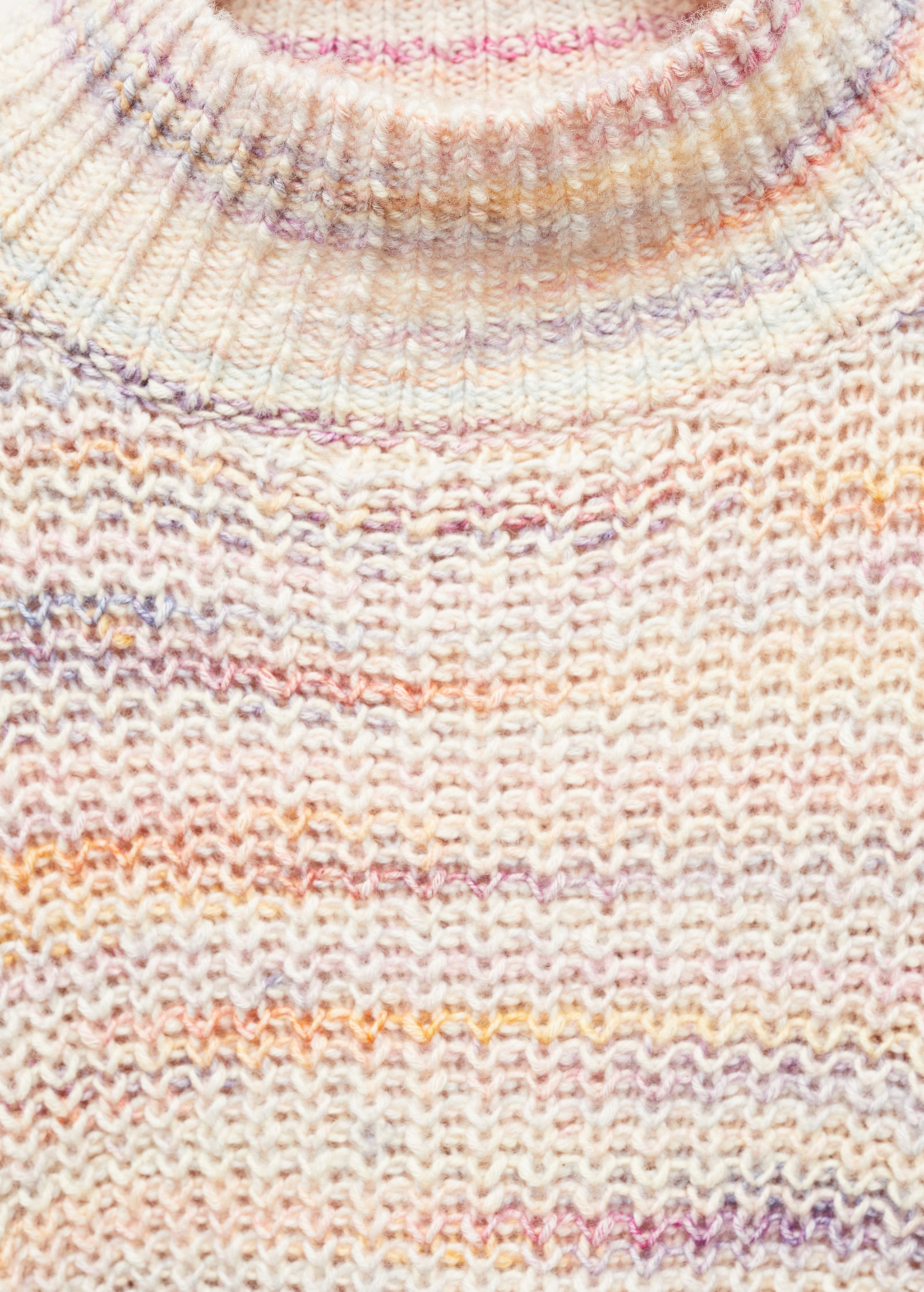Knitted cropped sweater - Details of the article 8