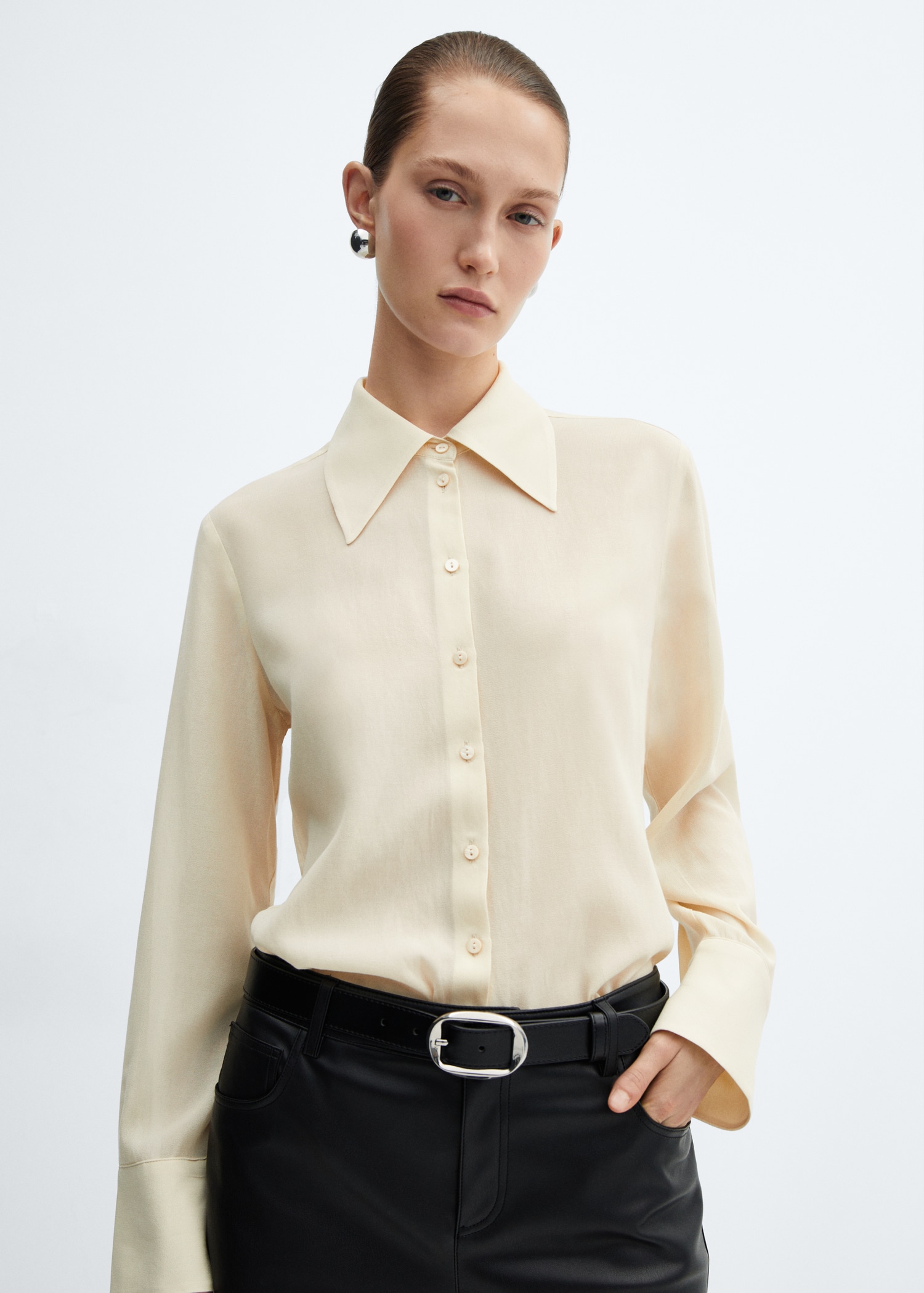 Chemise fluide à boutons - Plan moyen
