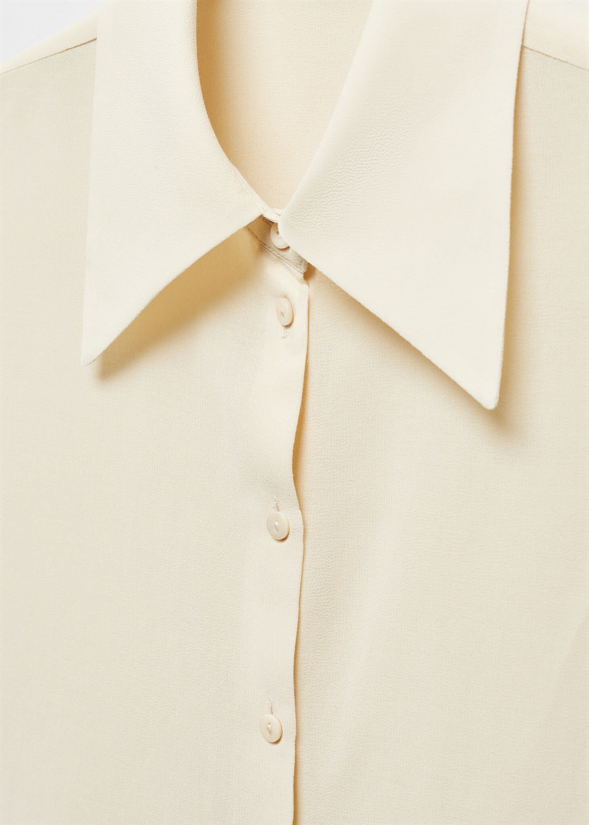 Buttoned flowy shirt - Details of the article 8