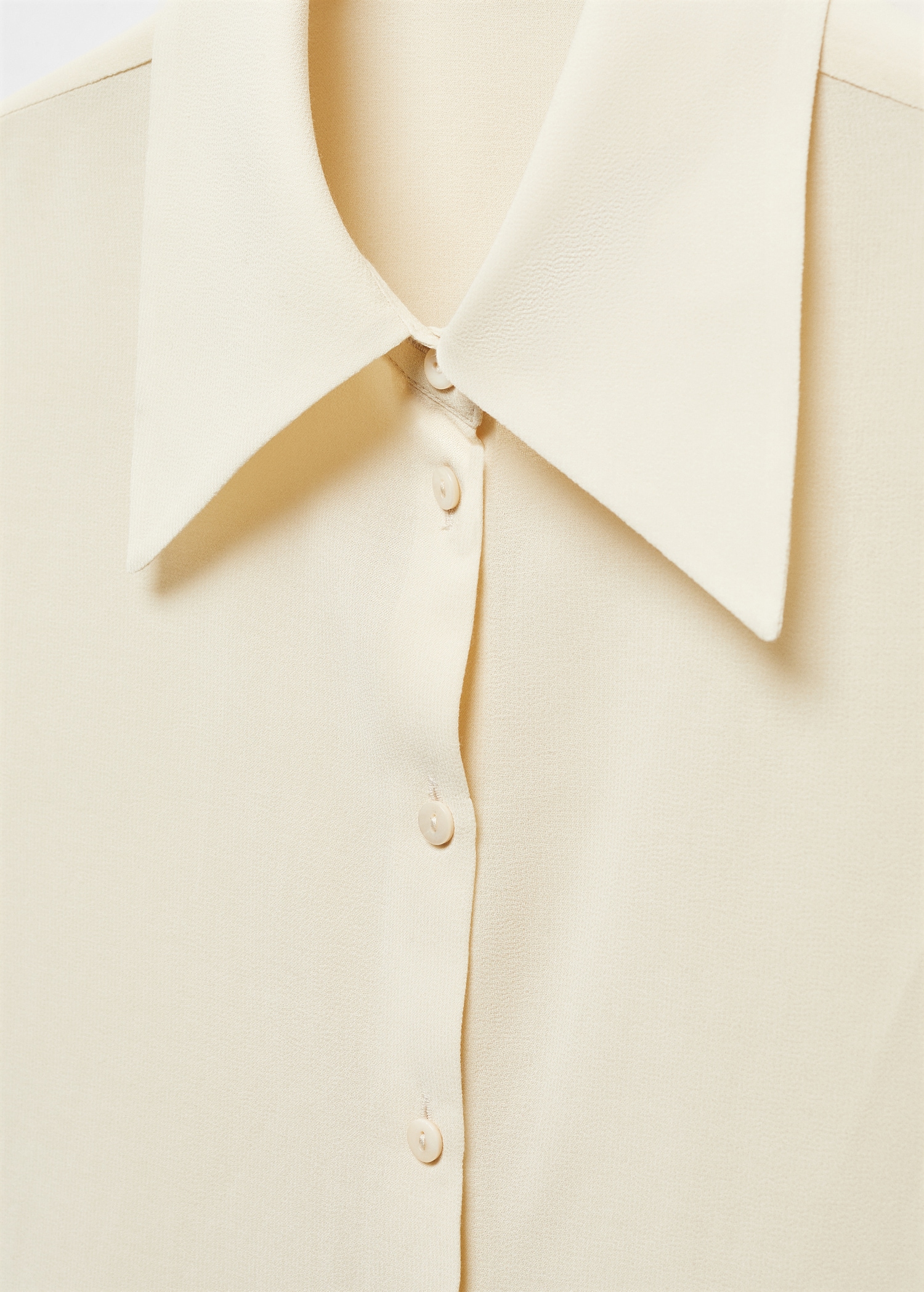 Buttoned flowy shirt - Details of the article 8