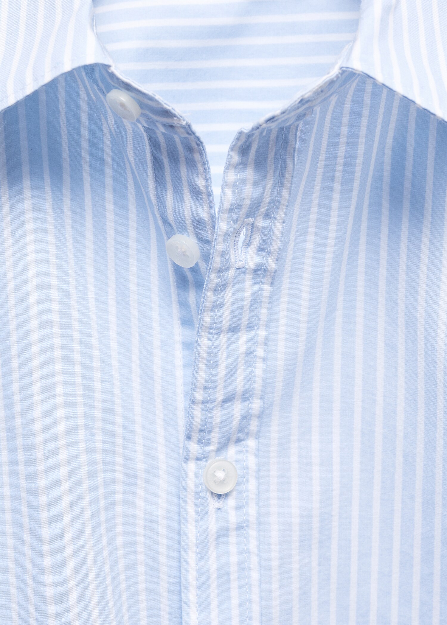 Camisa formal regular fit às riscas - Pormenor do artigo 8