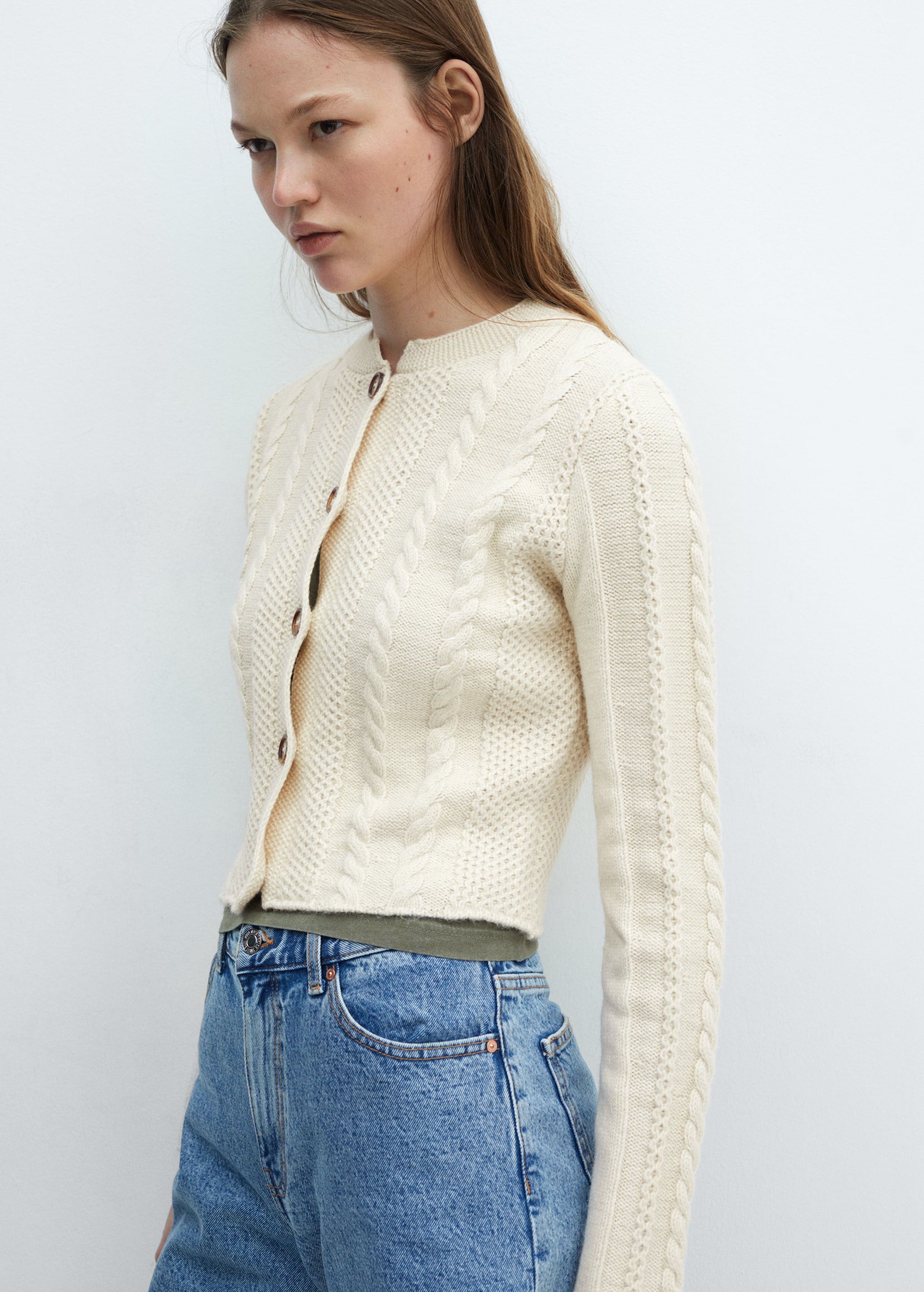 Buttoned knit braided cardigan - Details of the article 2