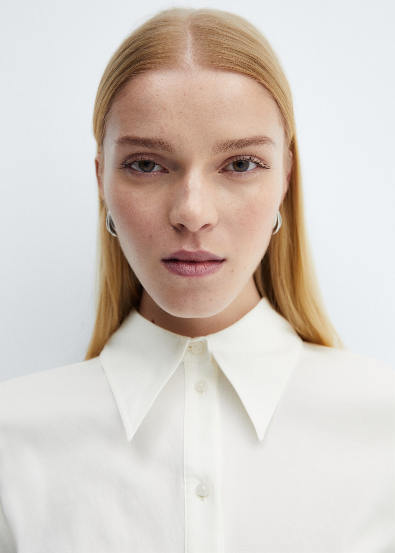 Shirt with ruched detail Woman MANGO USA