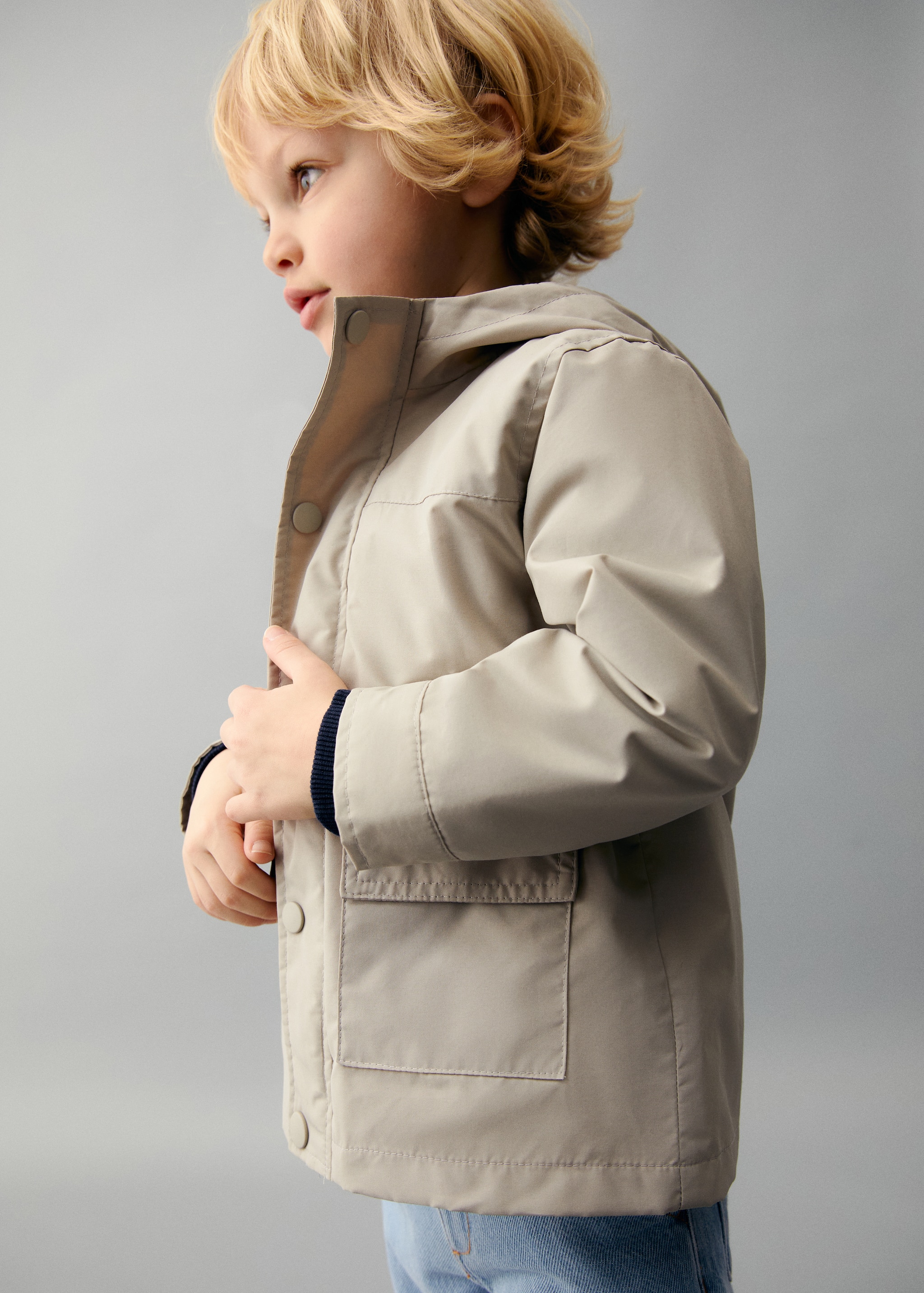 Hooded parka with pocket - Details of the article 1