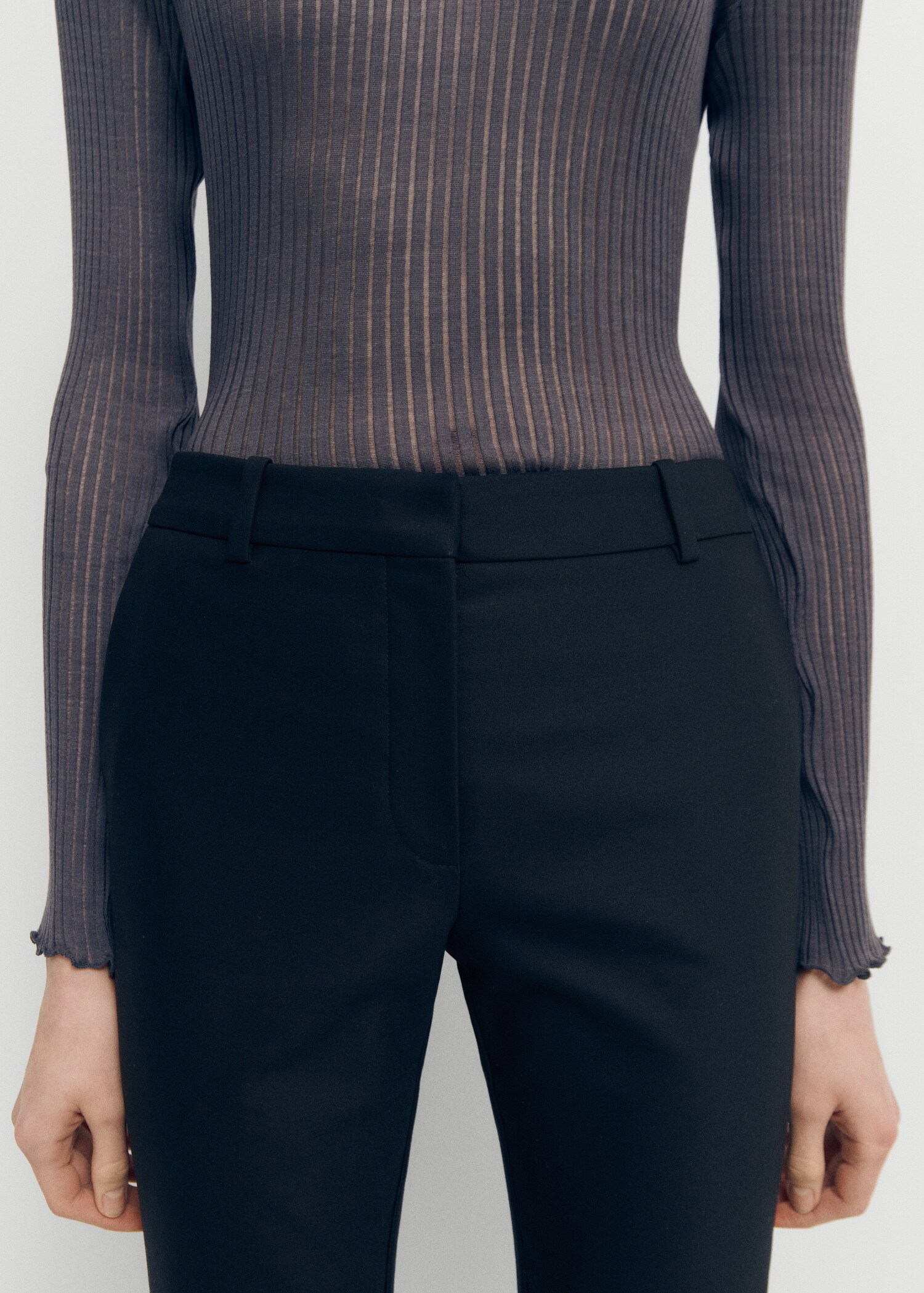 Side slit suit trousers - Details of the article 1