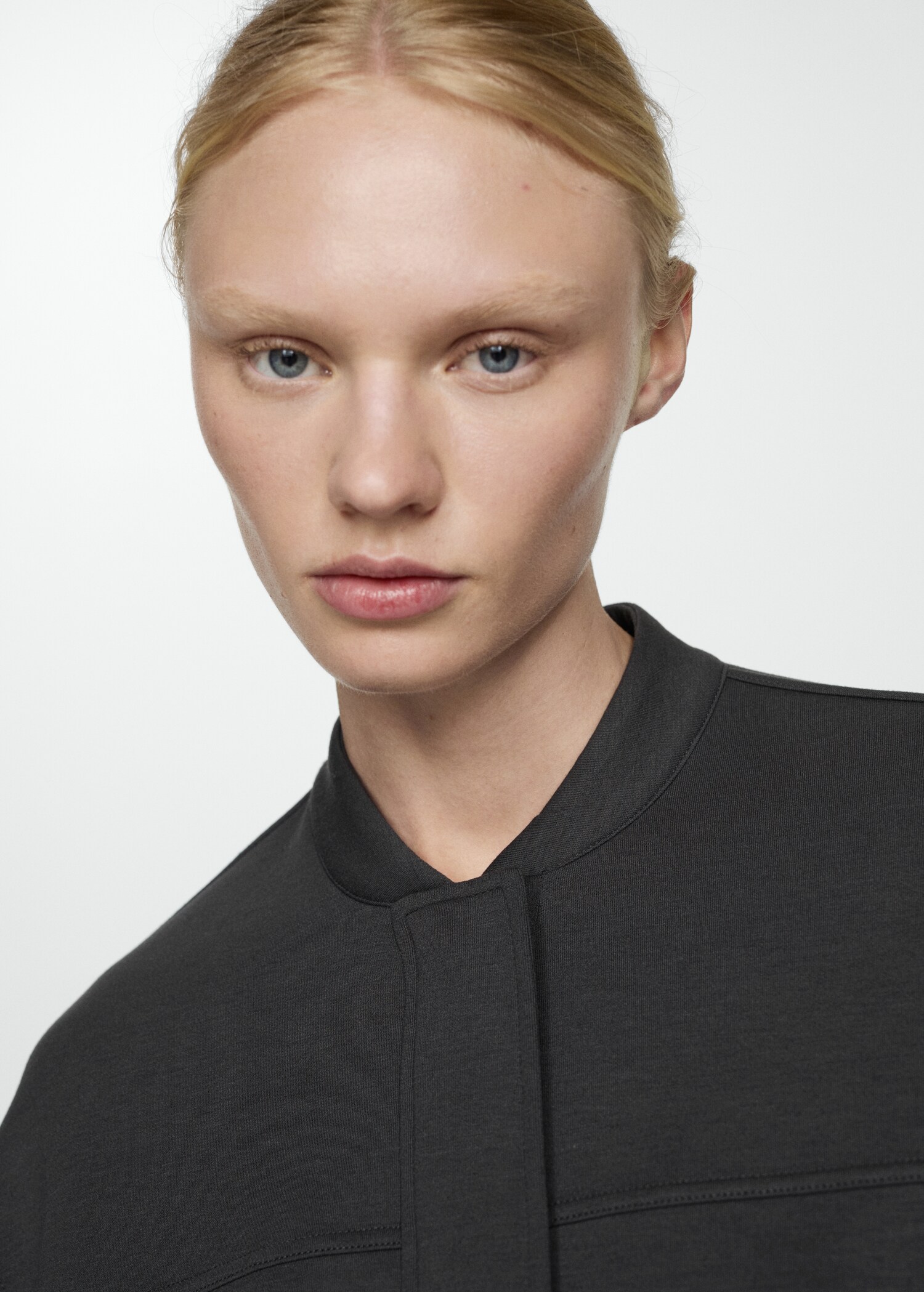 Bomber jacket decorative seams - Details of the article 1
