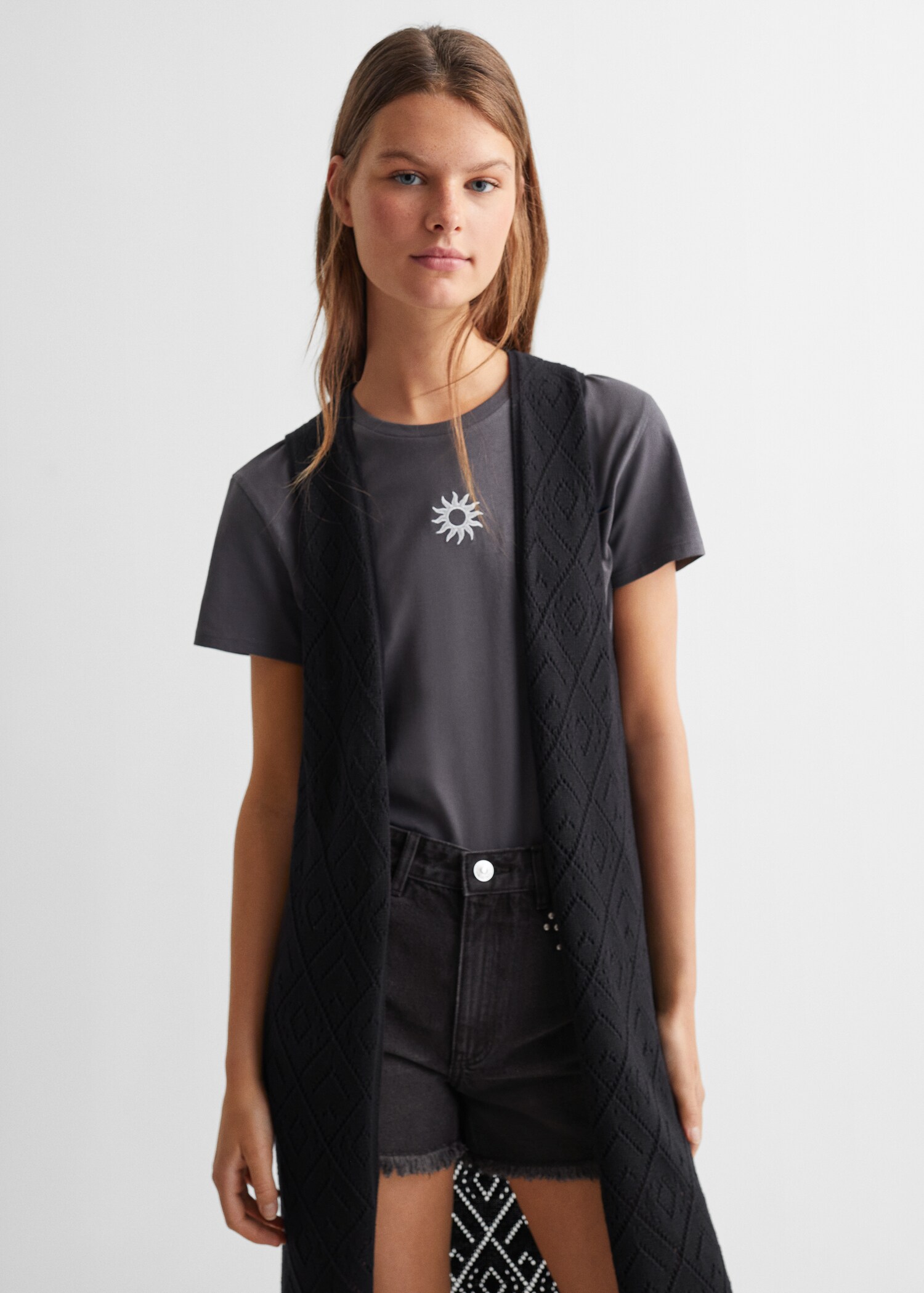 Gilet coton brodé - Plan moyen