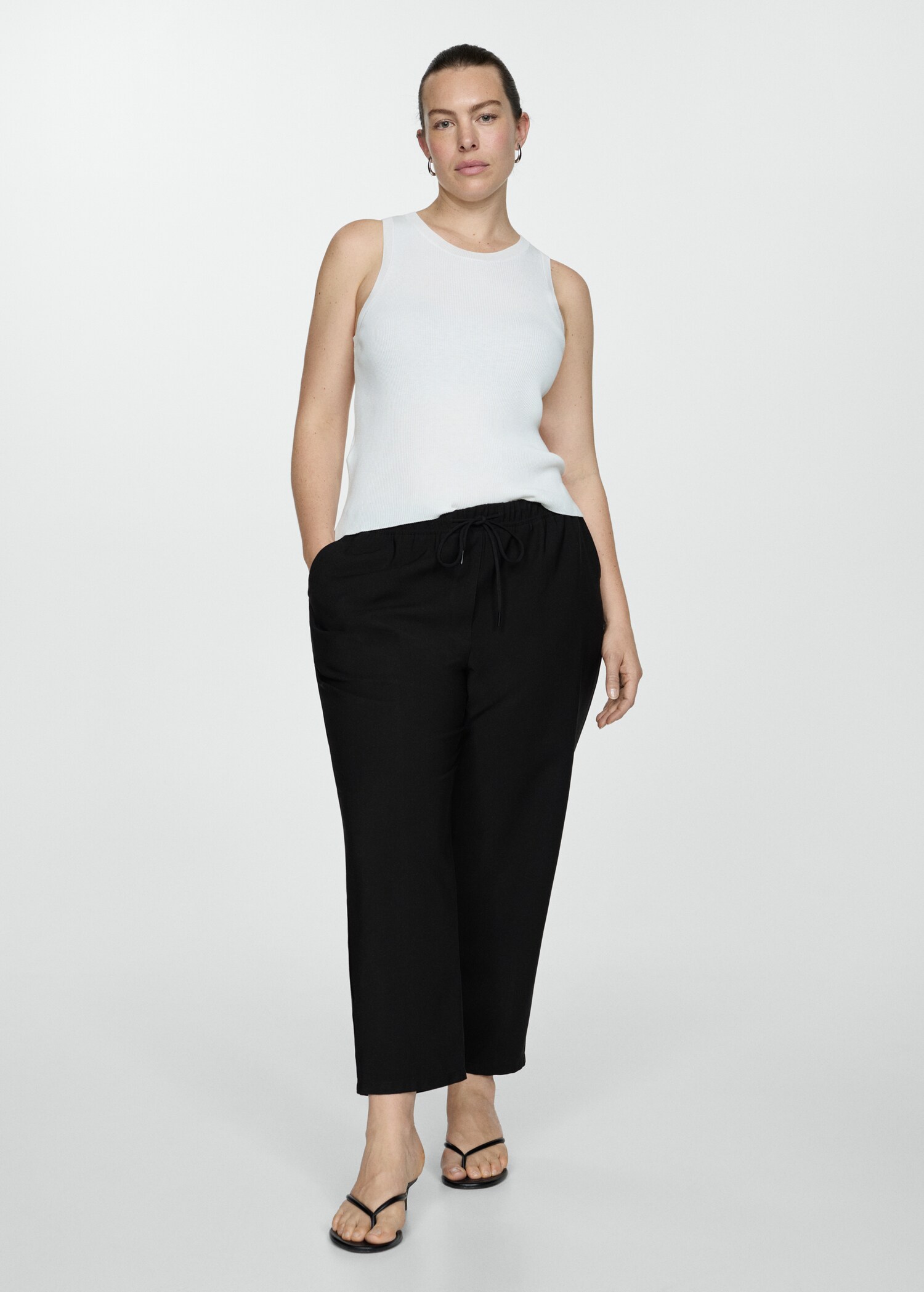 Flowy straight-fit trousers with bow - Details of the article 3