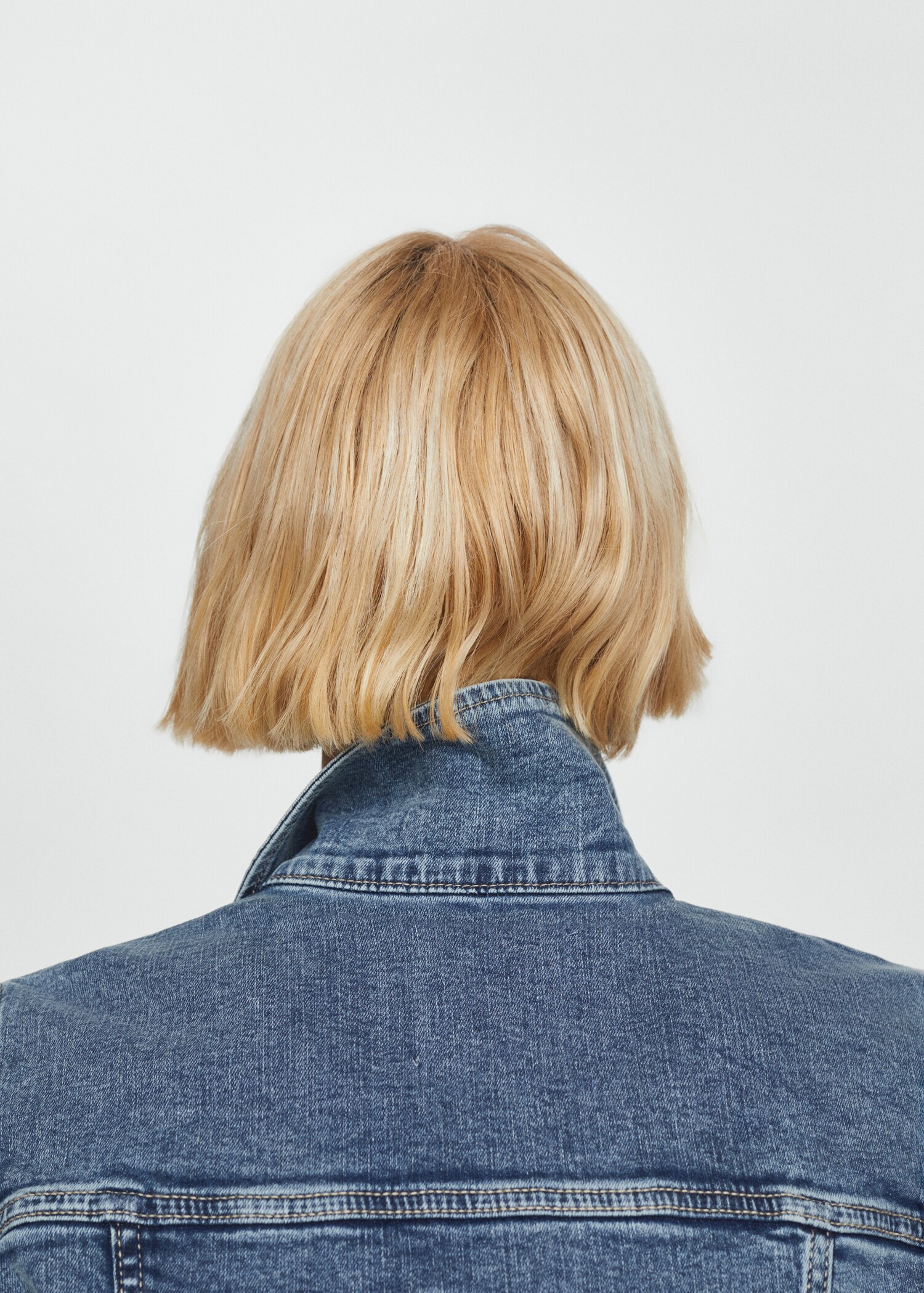 Pocketed denim jacket - Details of the article 6