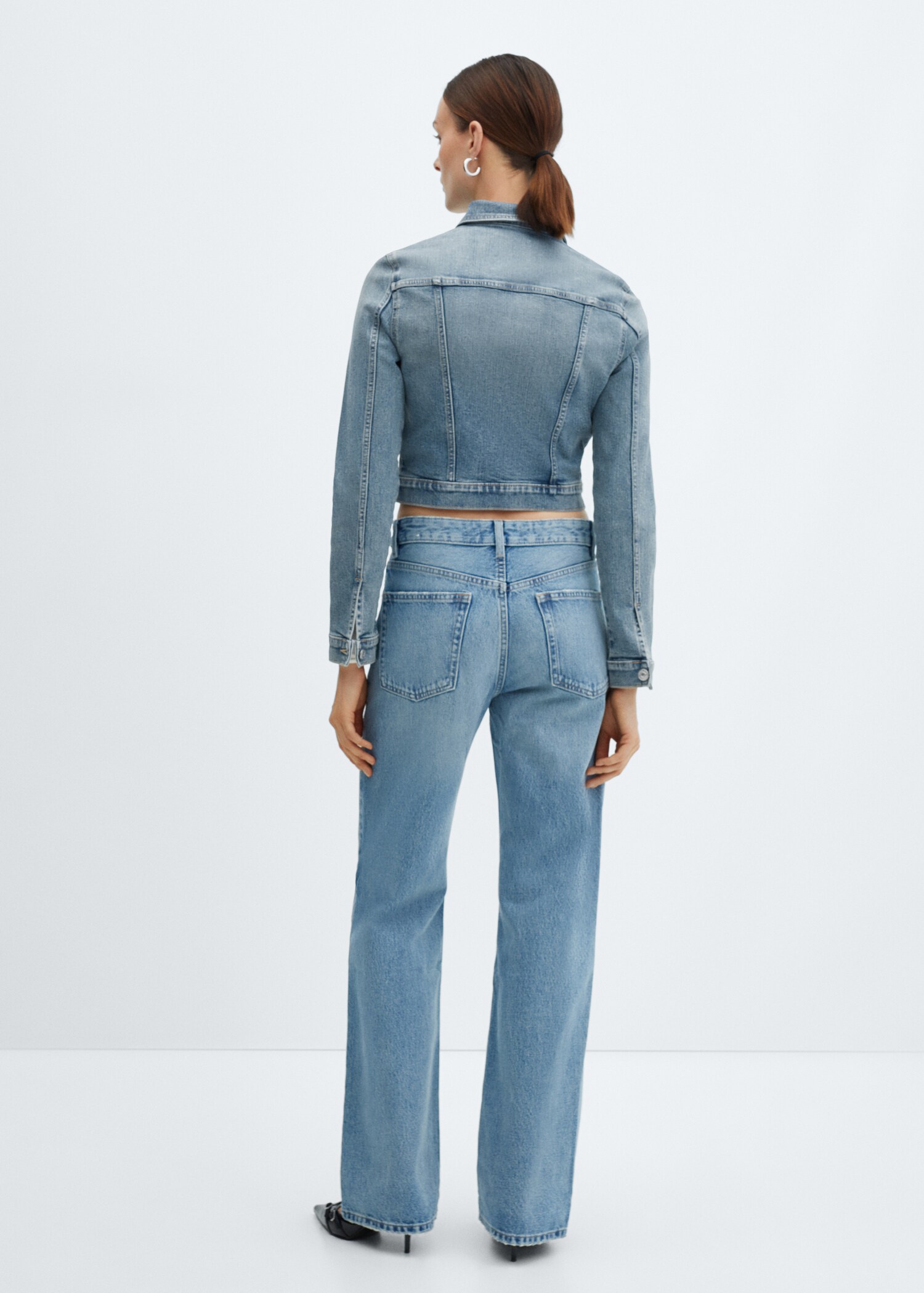 Kort denimjacka dragkedja - Artikelns baksida