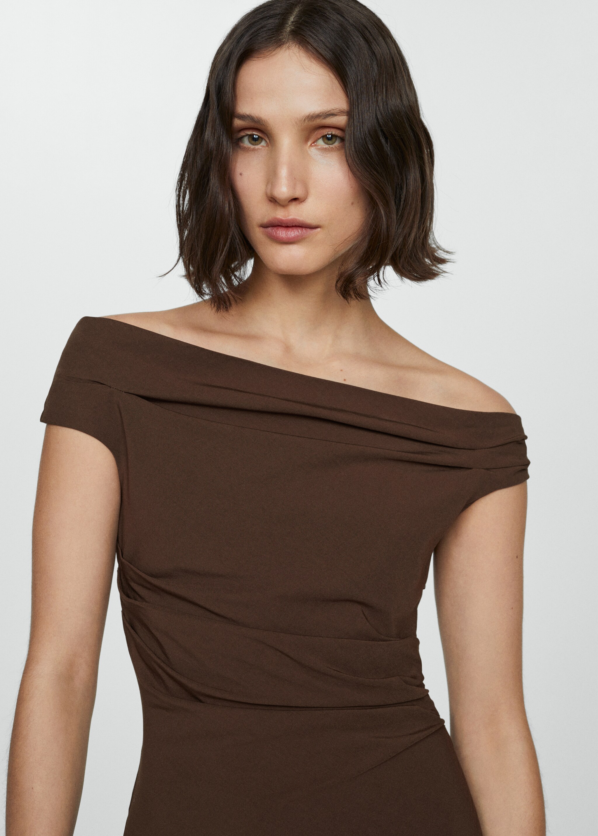 Off-the-shoulder draped dress - Details of the article 1