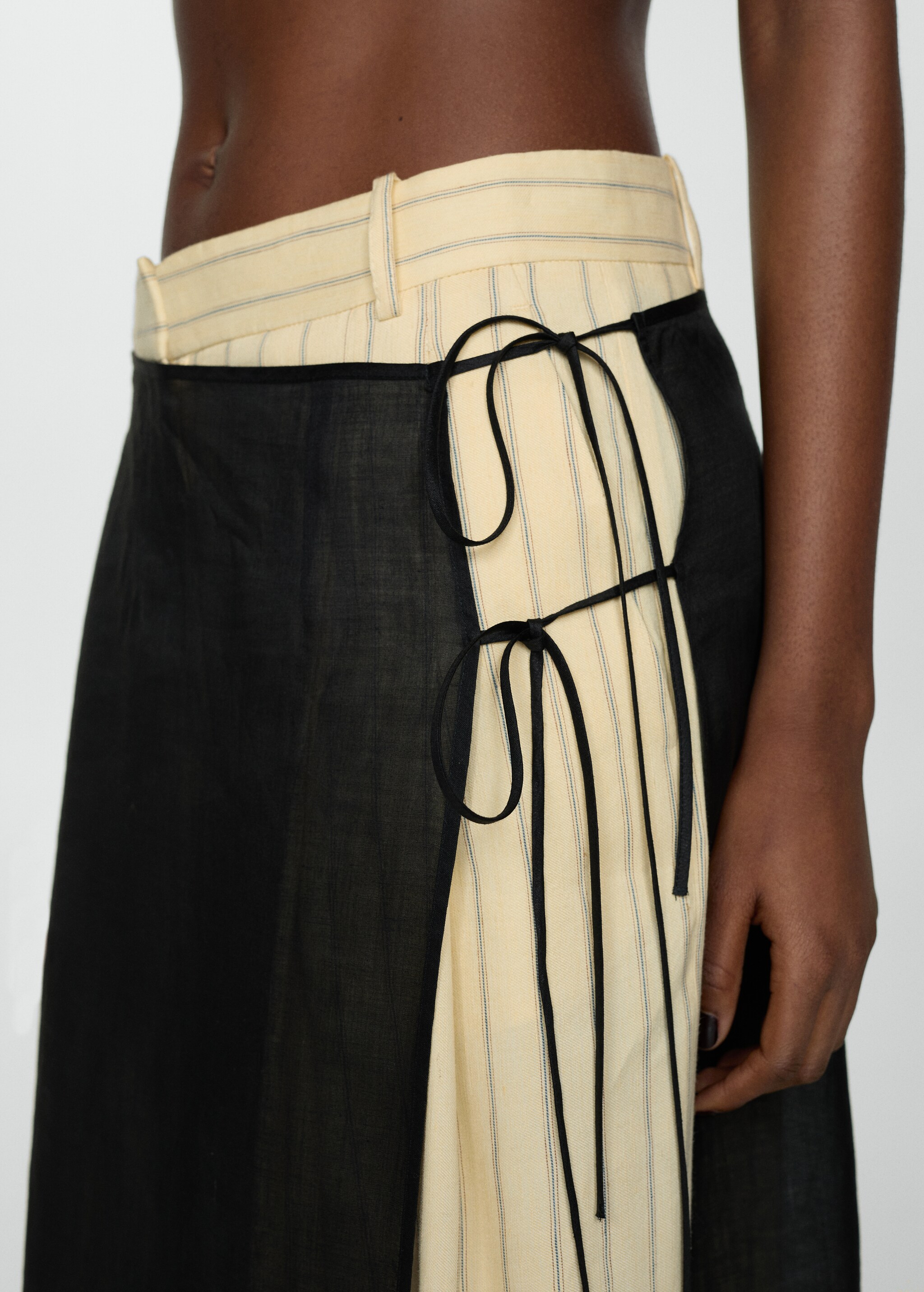 Ramio pareo skirt with slit - Details of the article 1