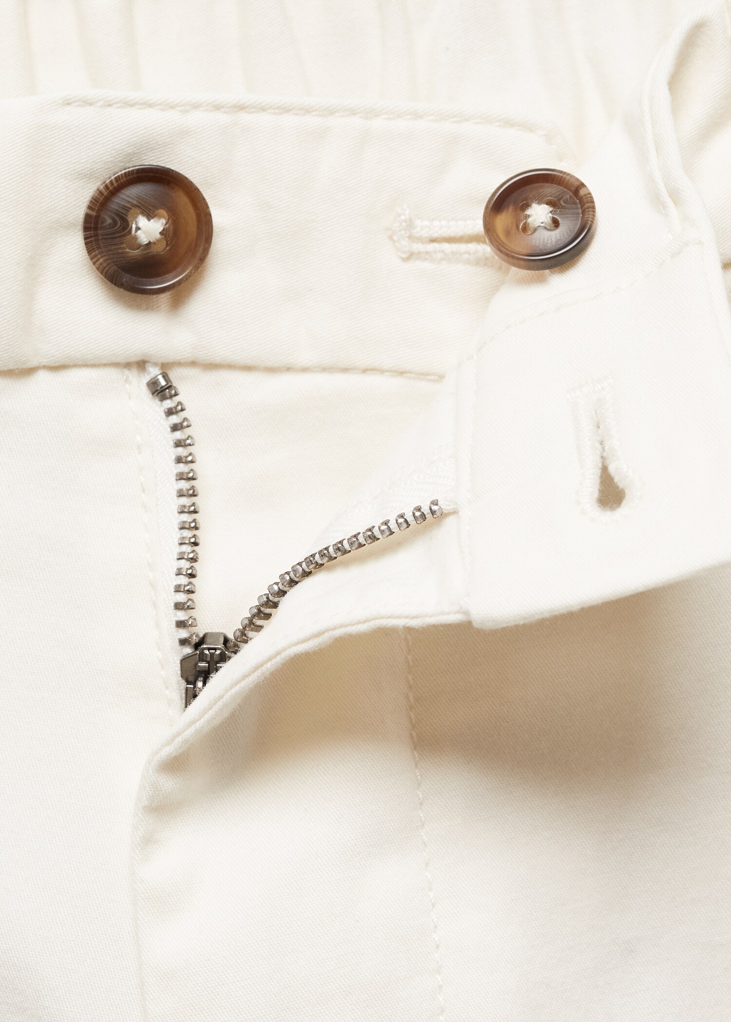 Slim-fit chino cotton bermuda shorts - Details of the article 8