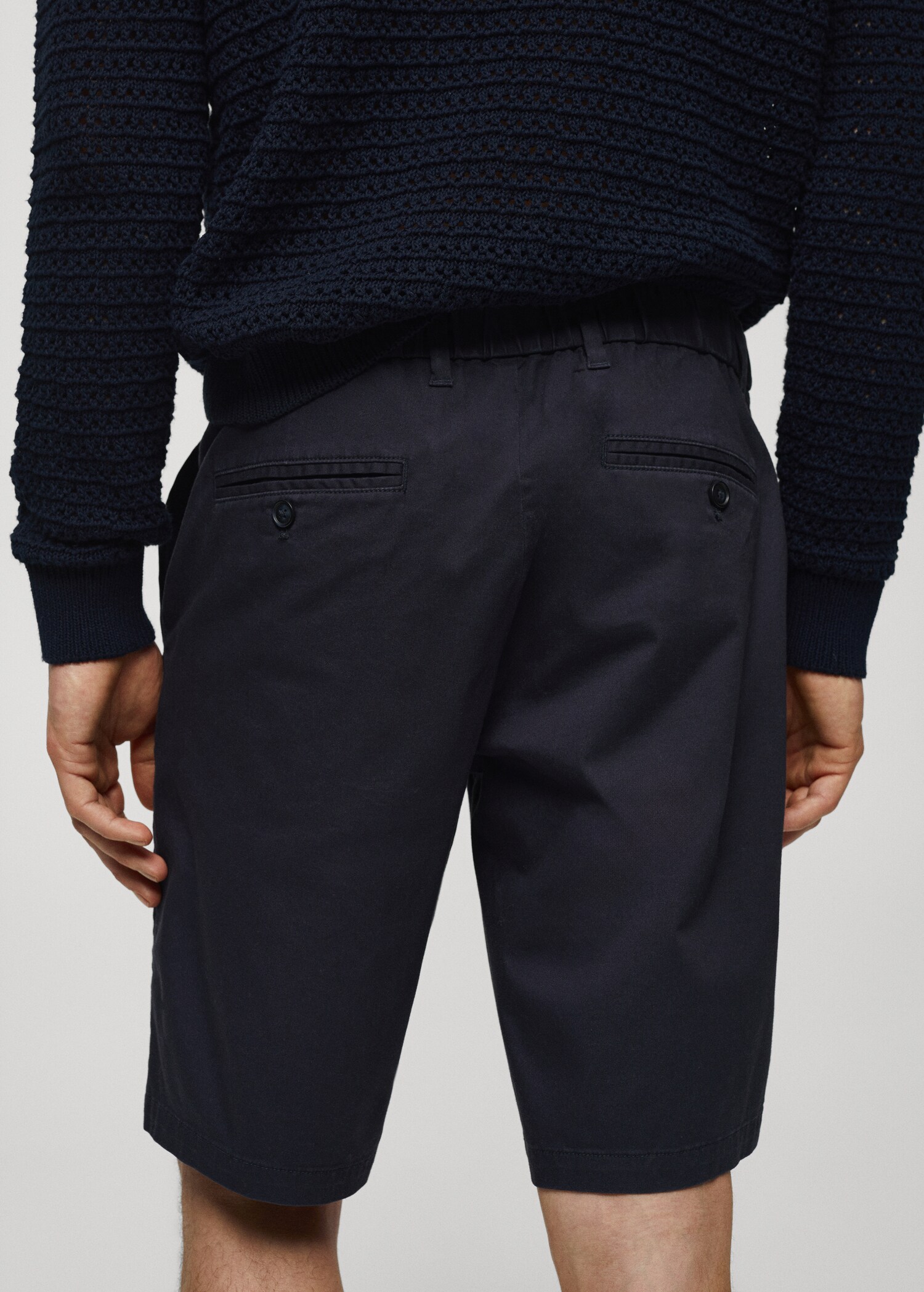 Slim-fit chino cotton bermuda shorts - Details of the article 4