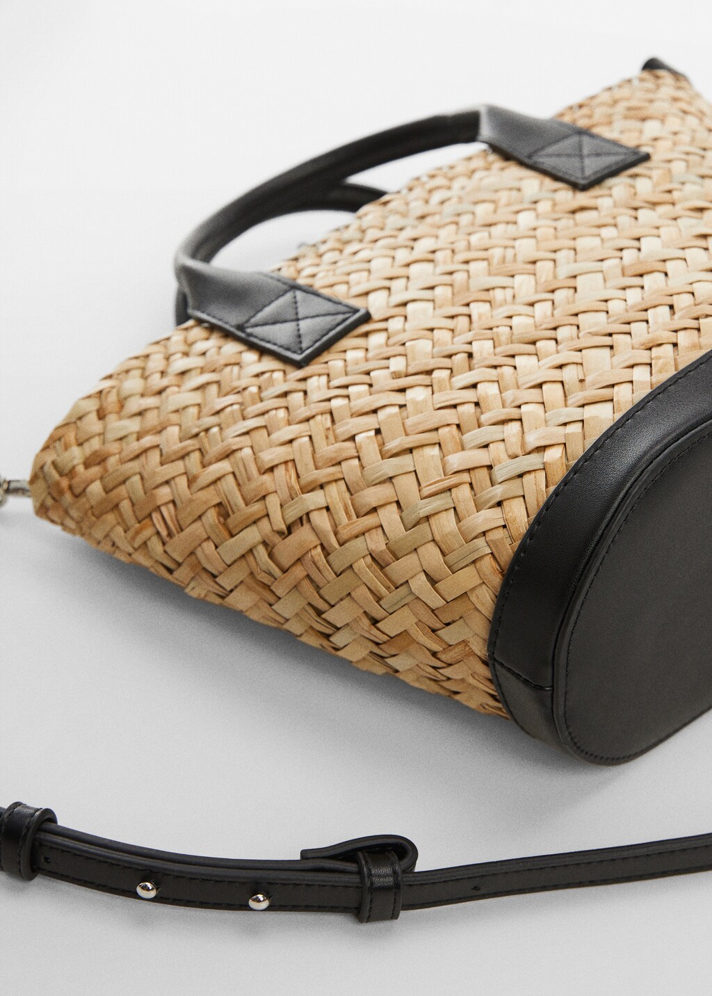 スペイン発送 MANGO 大型ダブルハンドル天然繊維キャリーコット スペイン発送 MANGO 大型ダブルハンドル天然繊維キャリーコット