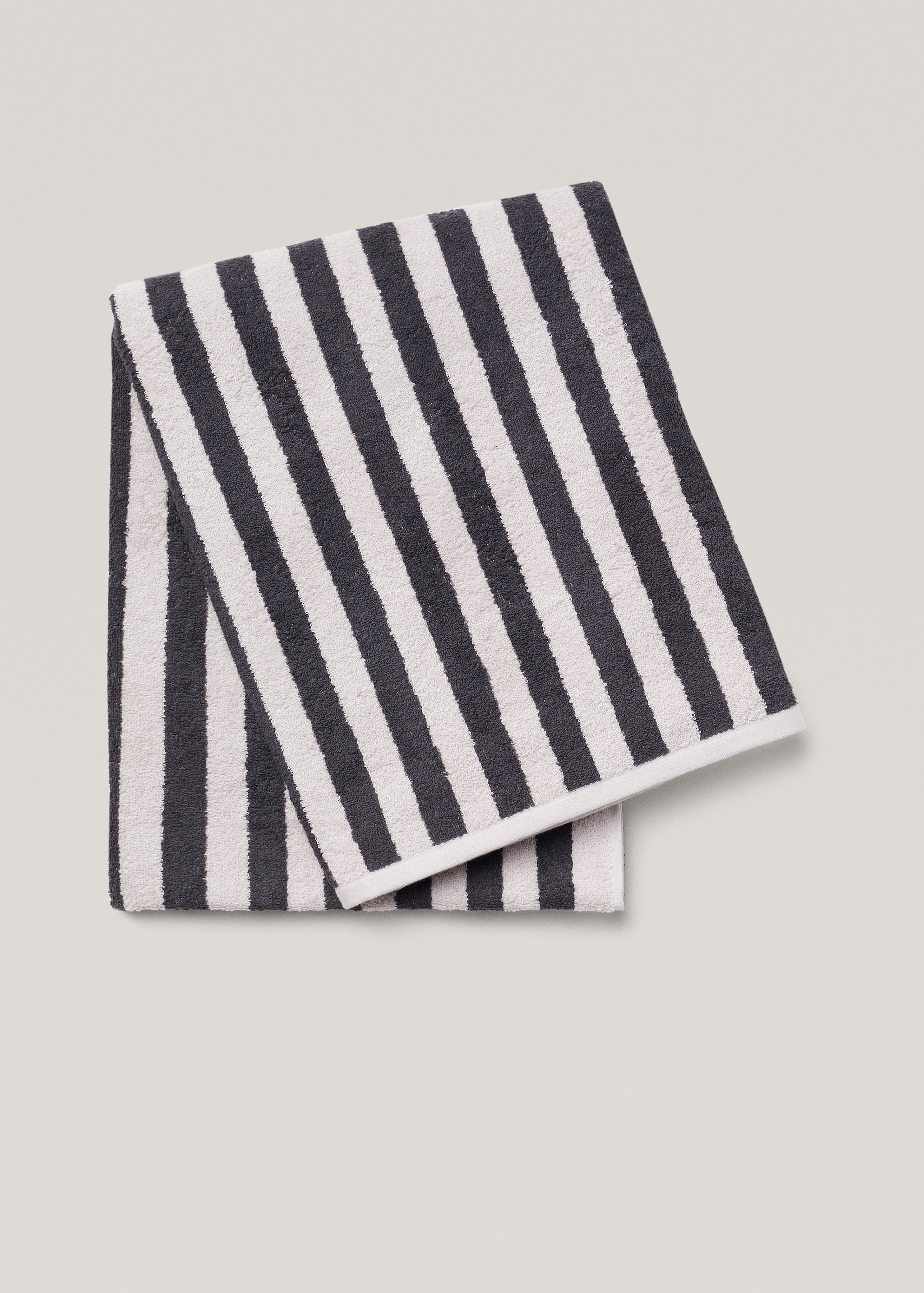 Ręcznik plażowy z 100% bawełny w paski - Artykuł bez modela/modelki