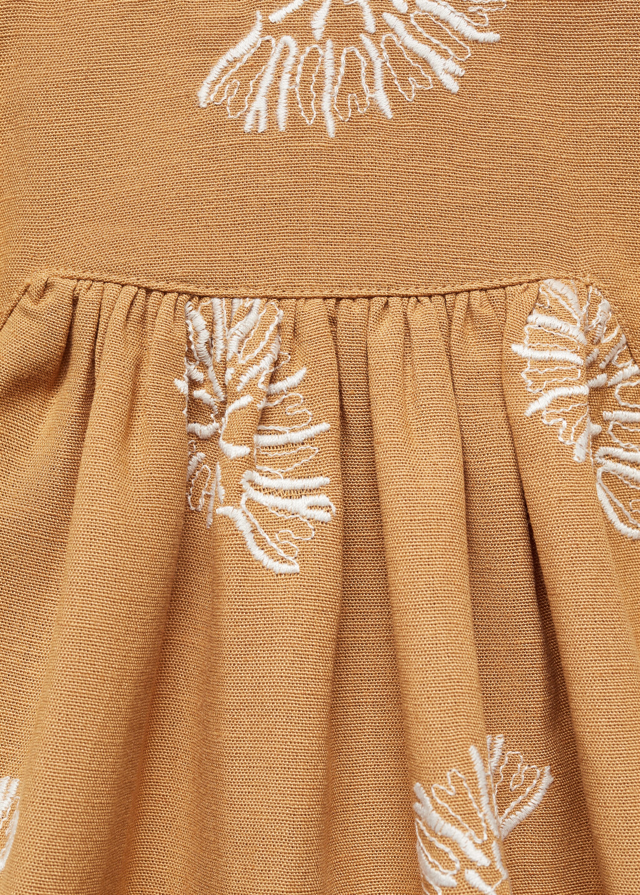 Embroidered details blouse - Details of the article 8