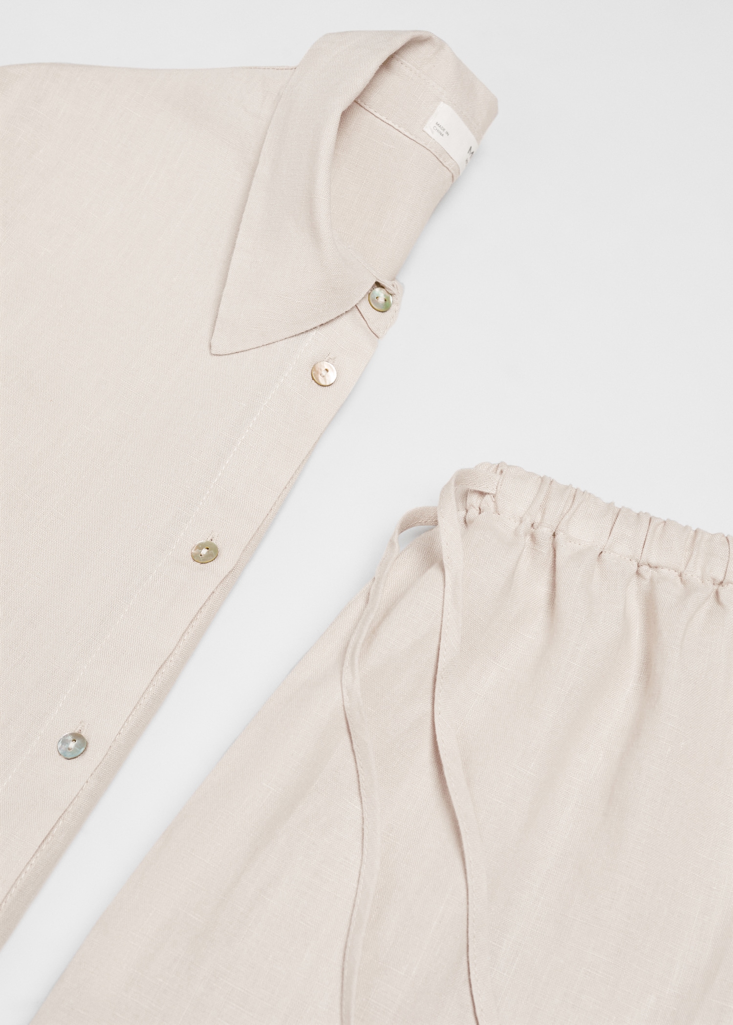 Linen pyjama shirt - Details of the article 8