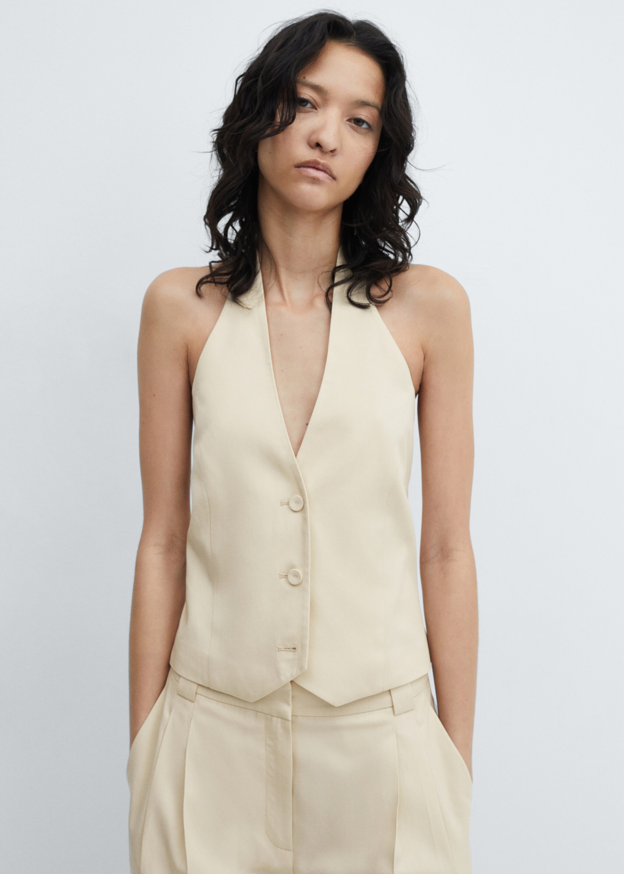 Chaleco halter lyocell - Plano medio