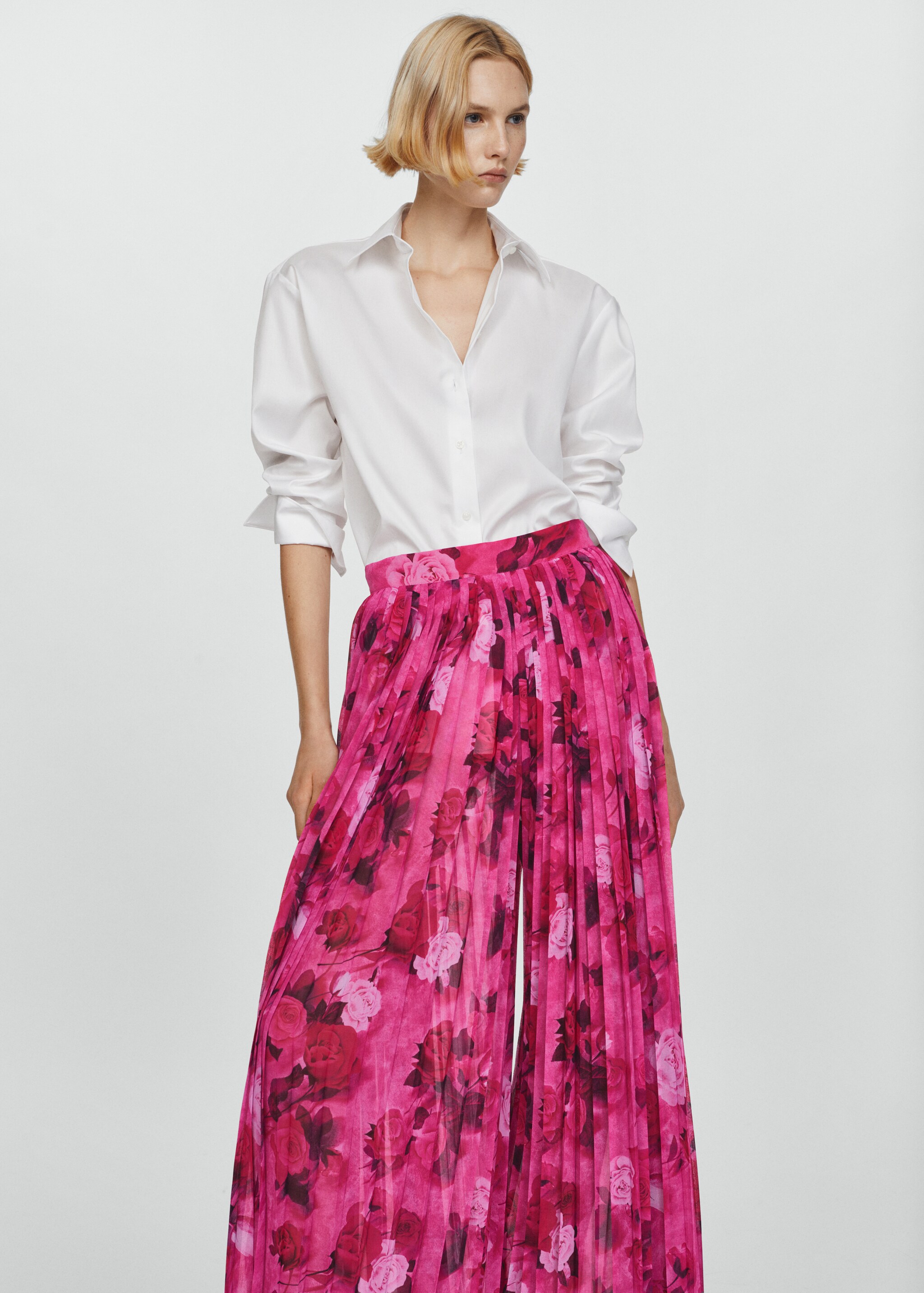 Pleated floral trousers - Details of the article 2