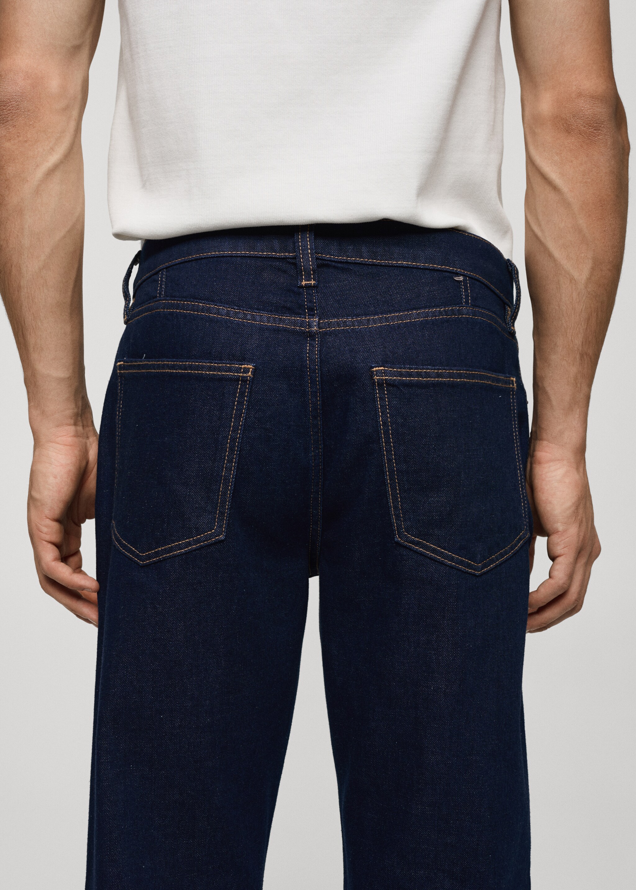 Relaxed-fit dark wash jeans - Details of the article 4