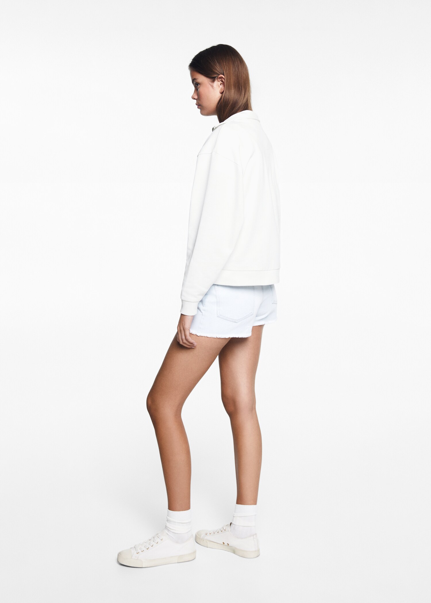 Turtleneck sweatshirt with zip - Reverse of the article