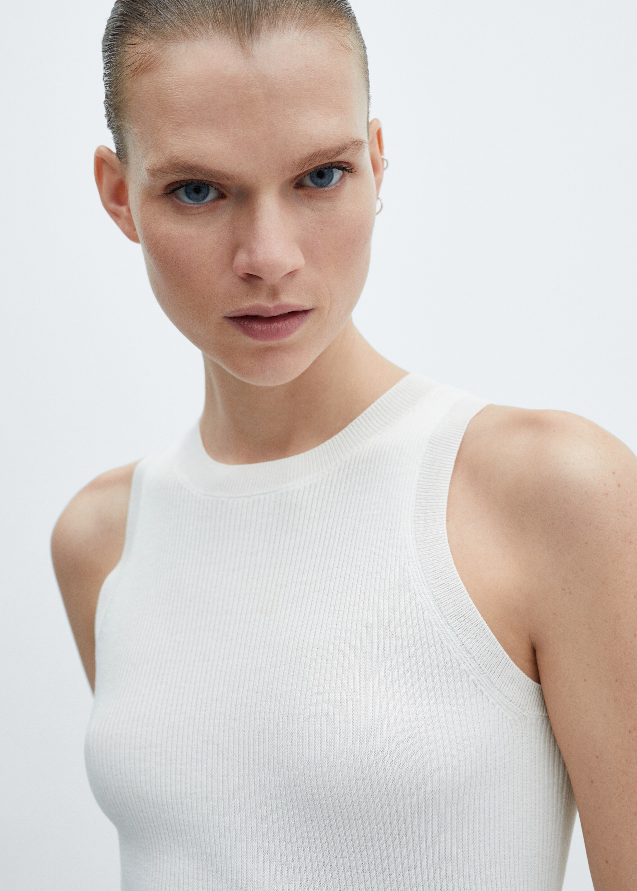 Ribbed knit top - Details of the article 1