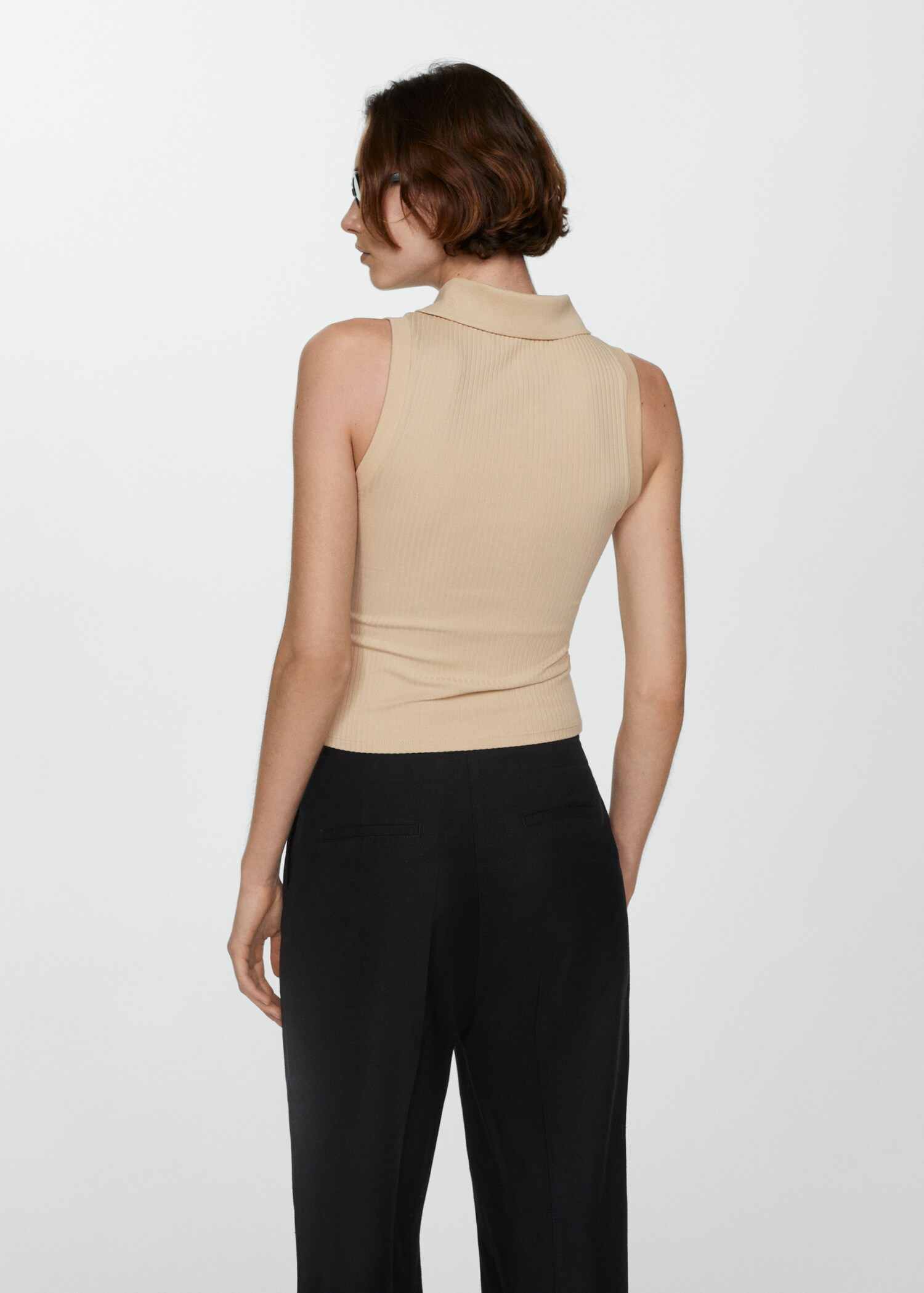 Polo neck knitted top - Reverse of the article