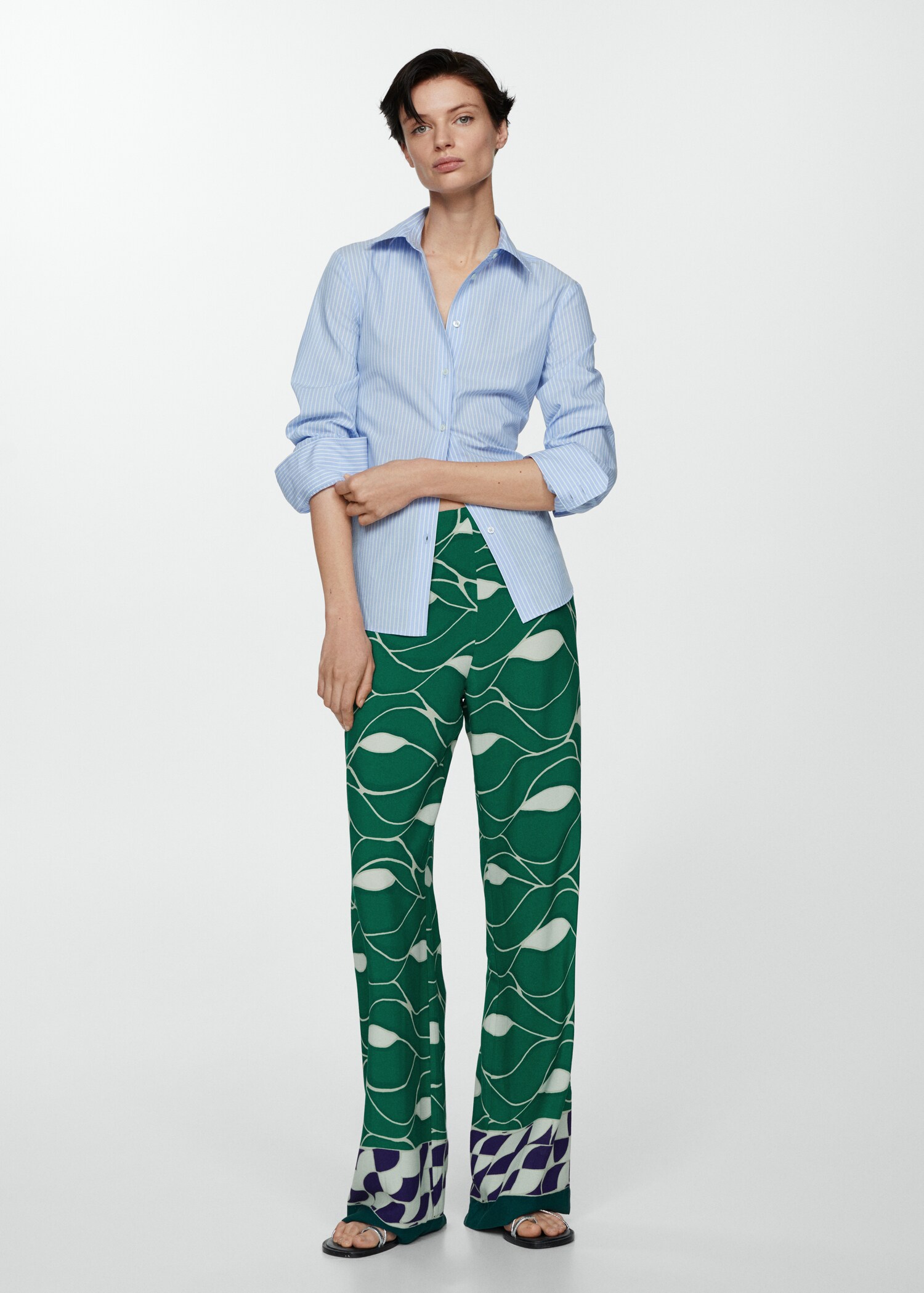 Printed straight trousers - Details of the article 6