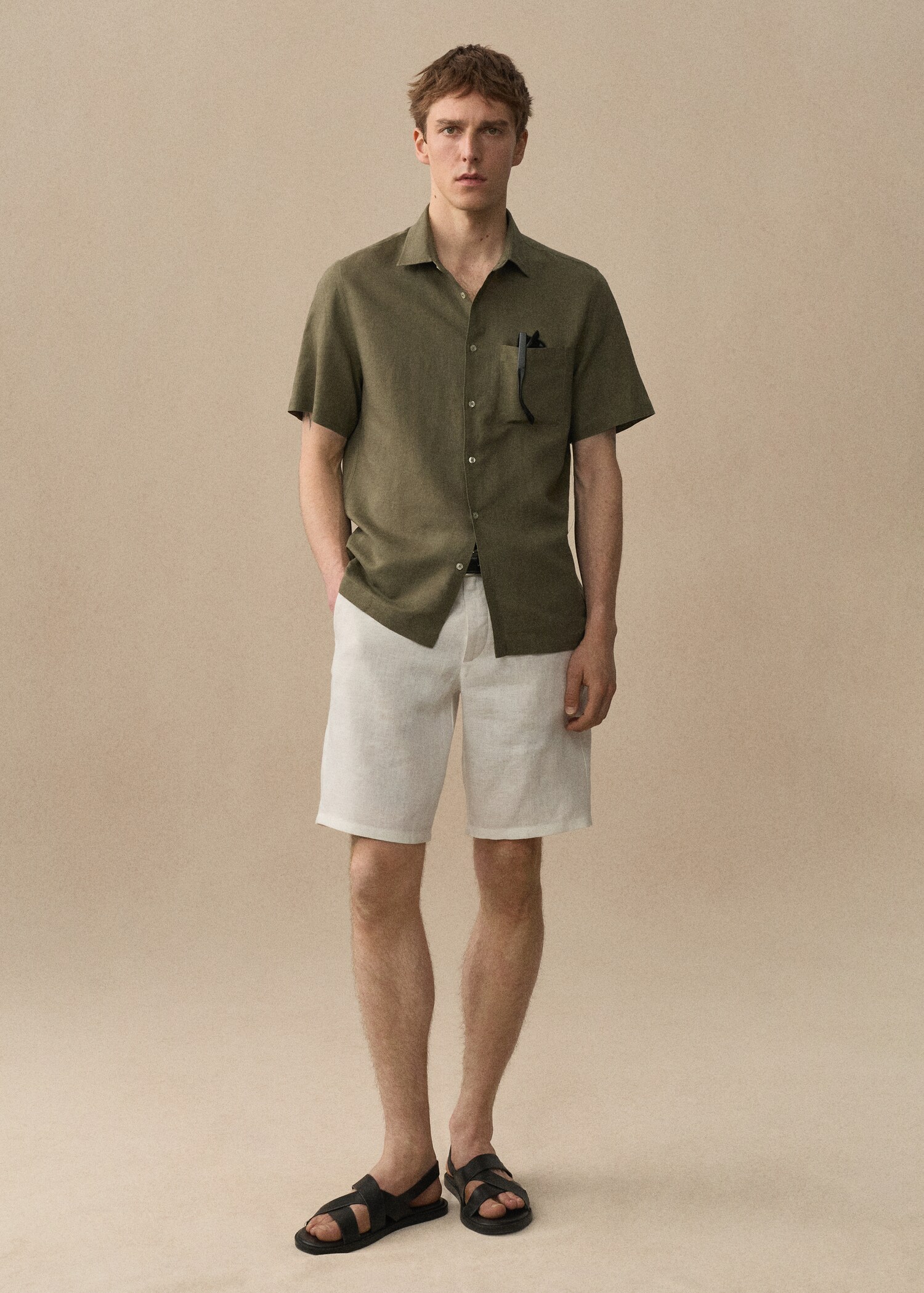 Regular-fit linen shirt with pocket - Details of the article 3