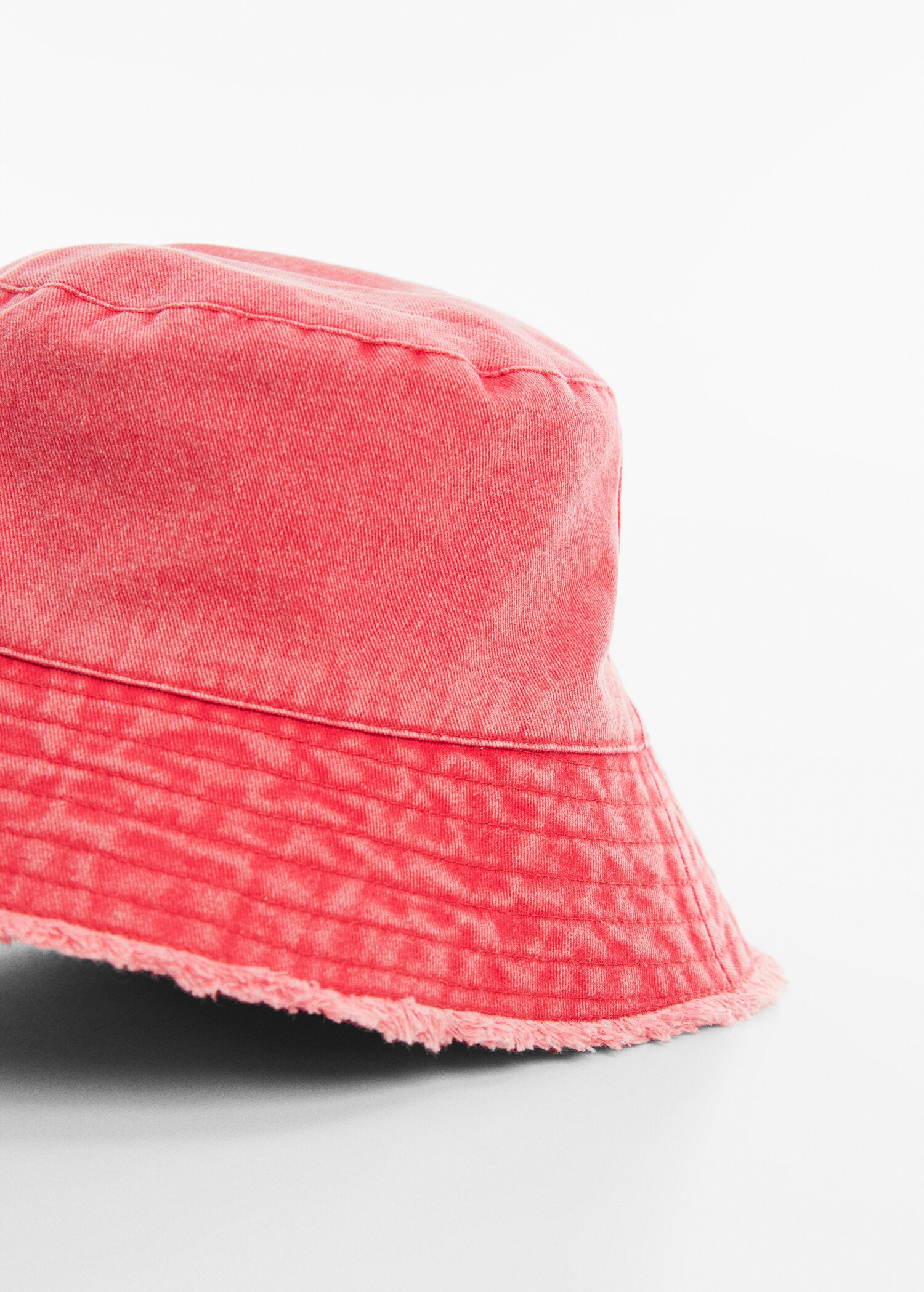 Frayed bucket hat - Details of the article 1