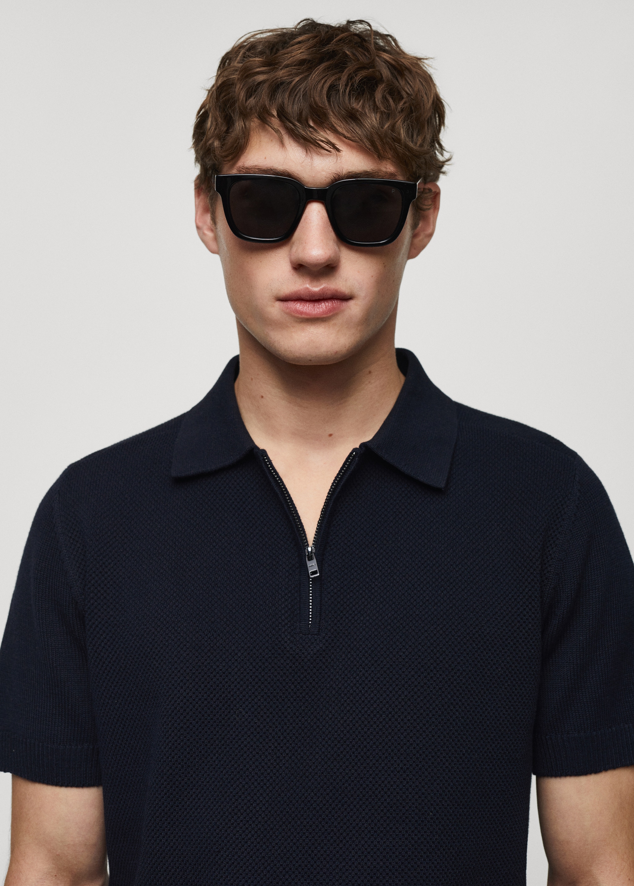 Cotton-knit polo shirt with zip - Details of the article 1