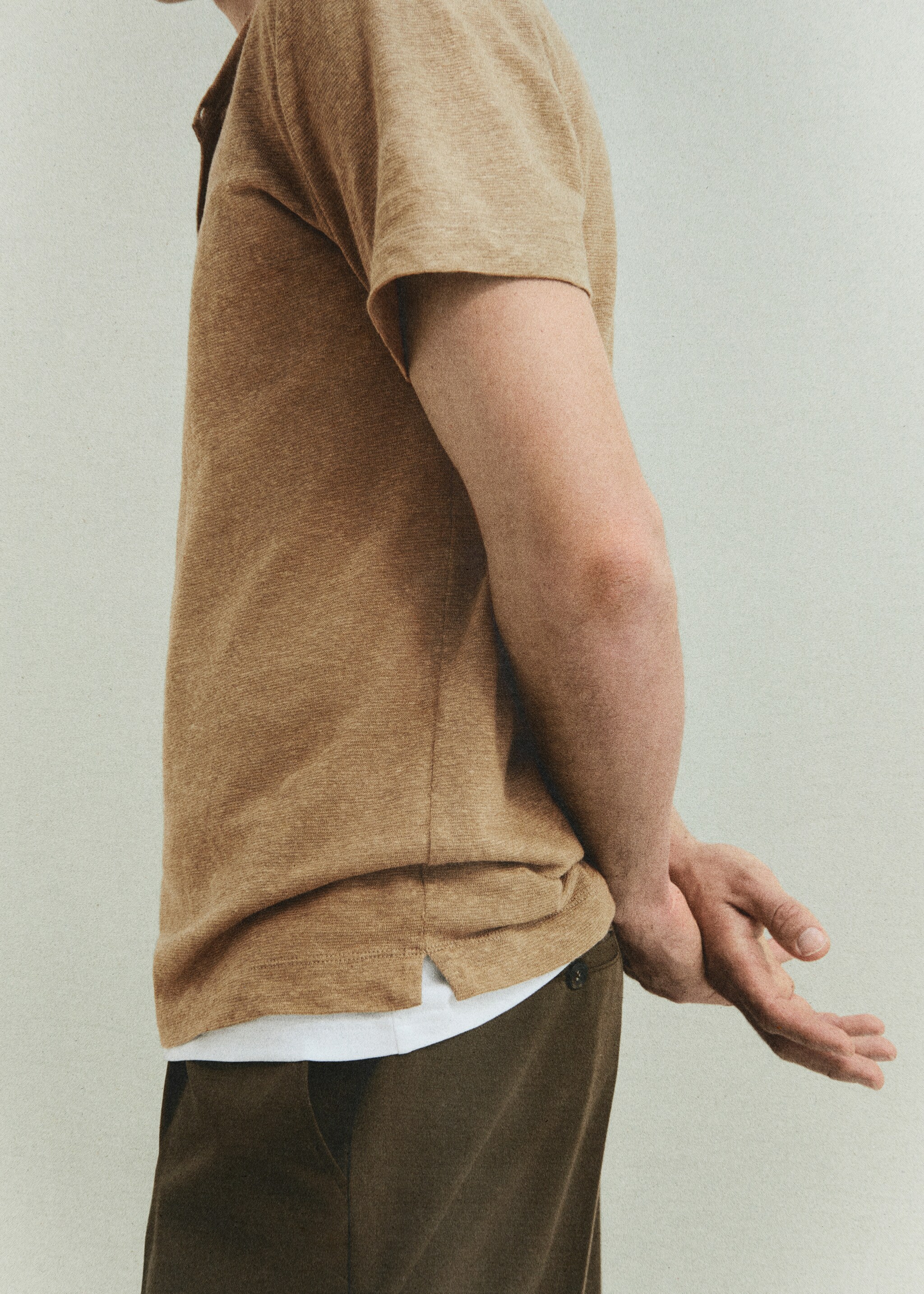 T-shirt slim-fit 100 % lin - Détail de l'article 3
