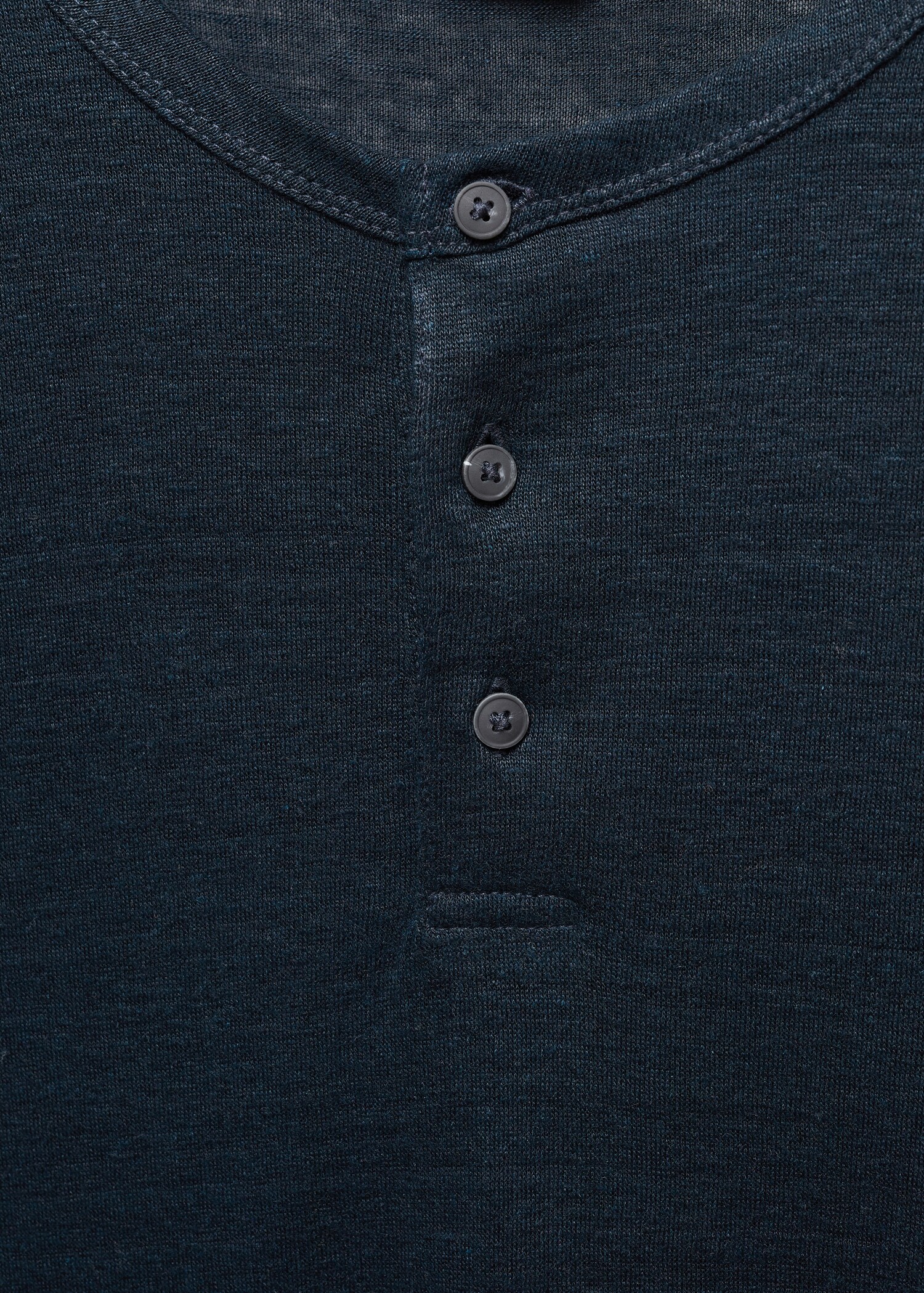 T-shirt slim fit de 100% linho - Pormenor do artigo 8
