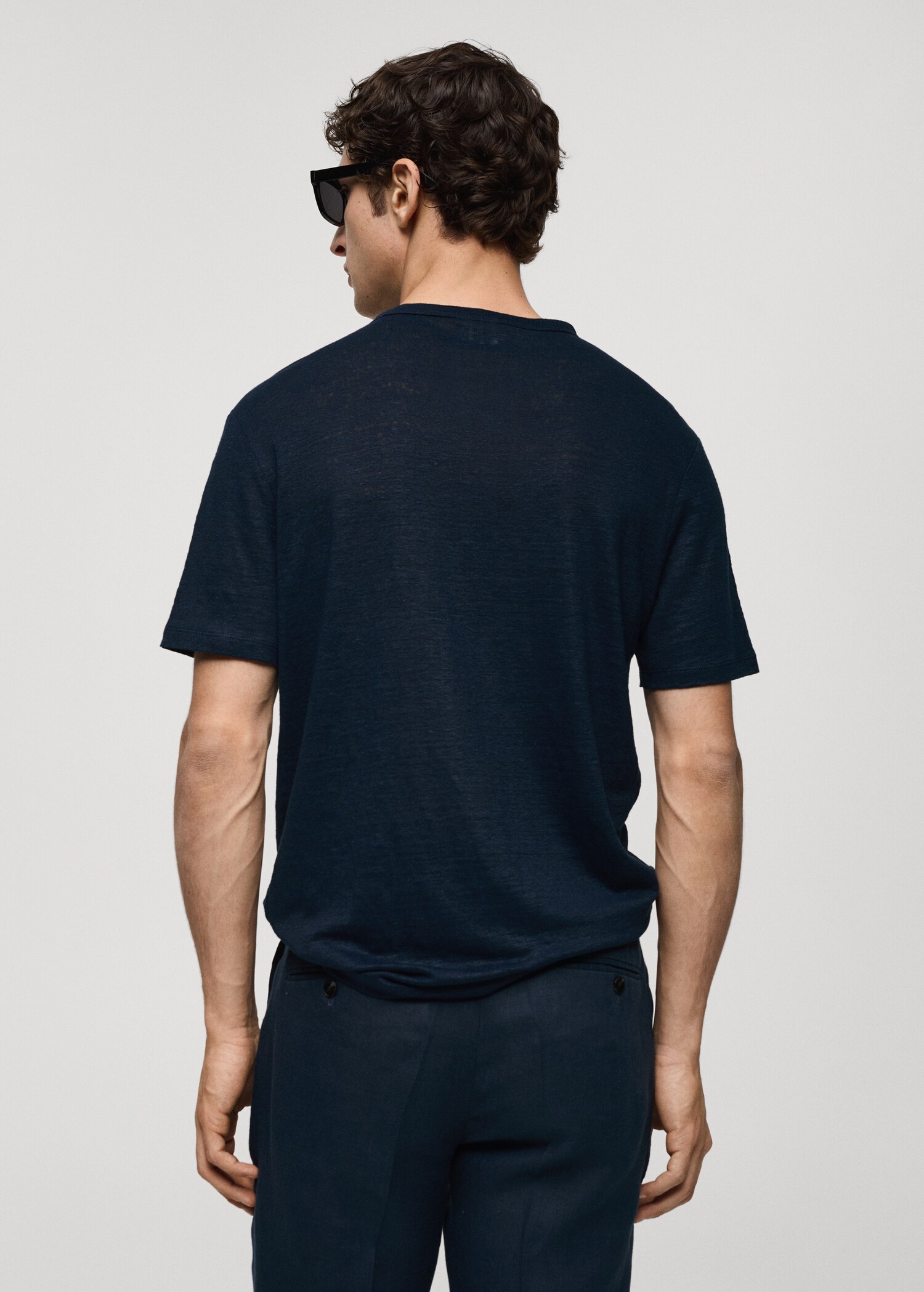 T-shirt slim fit de 100% linho - Verso do artigo