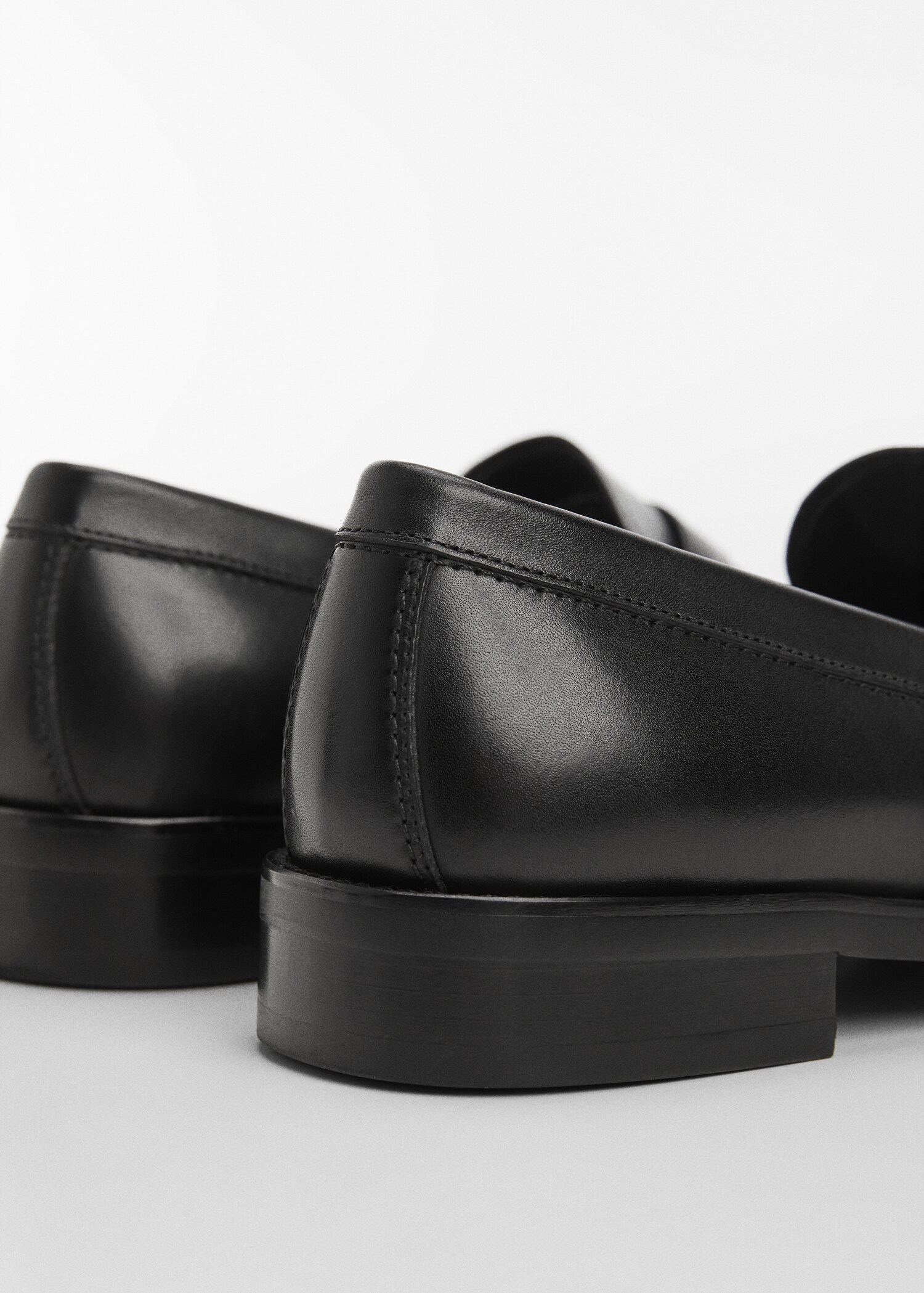 Mocassins découpe cuir effet patiné - Détail de l'article 1