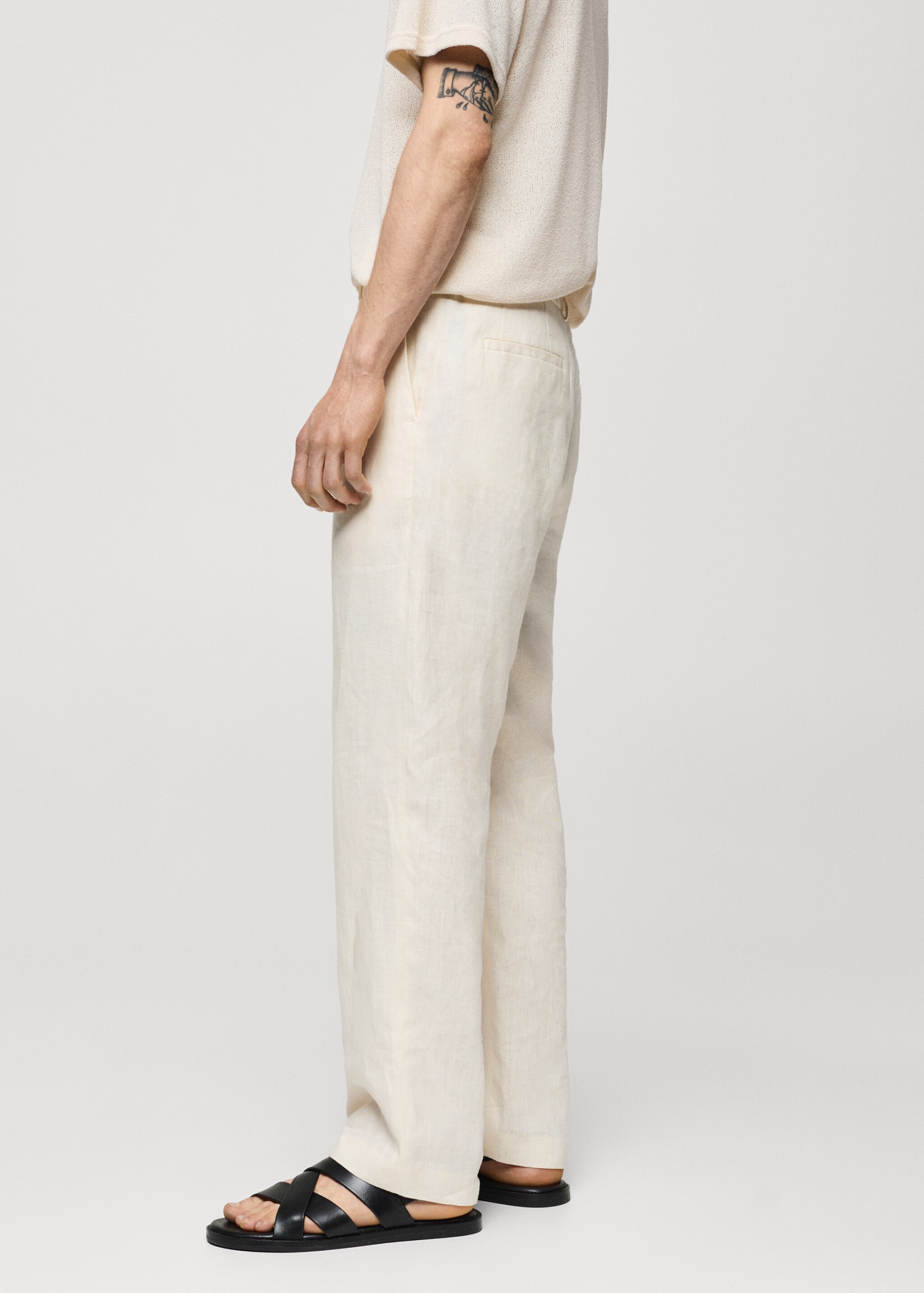 Relaxed-fit 100% linen trousers - Details of the article 2