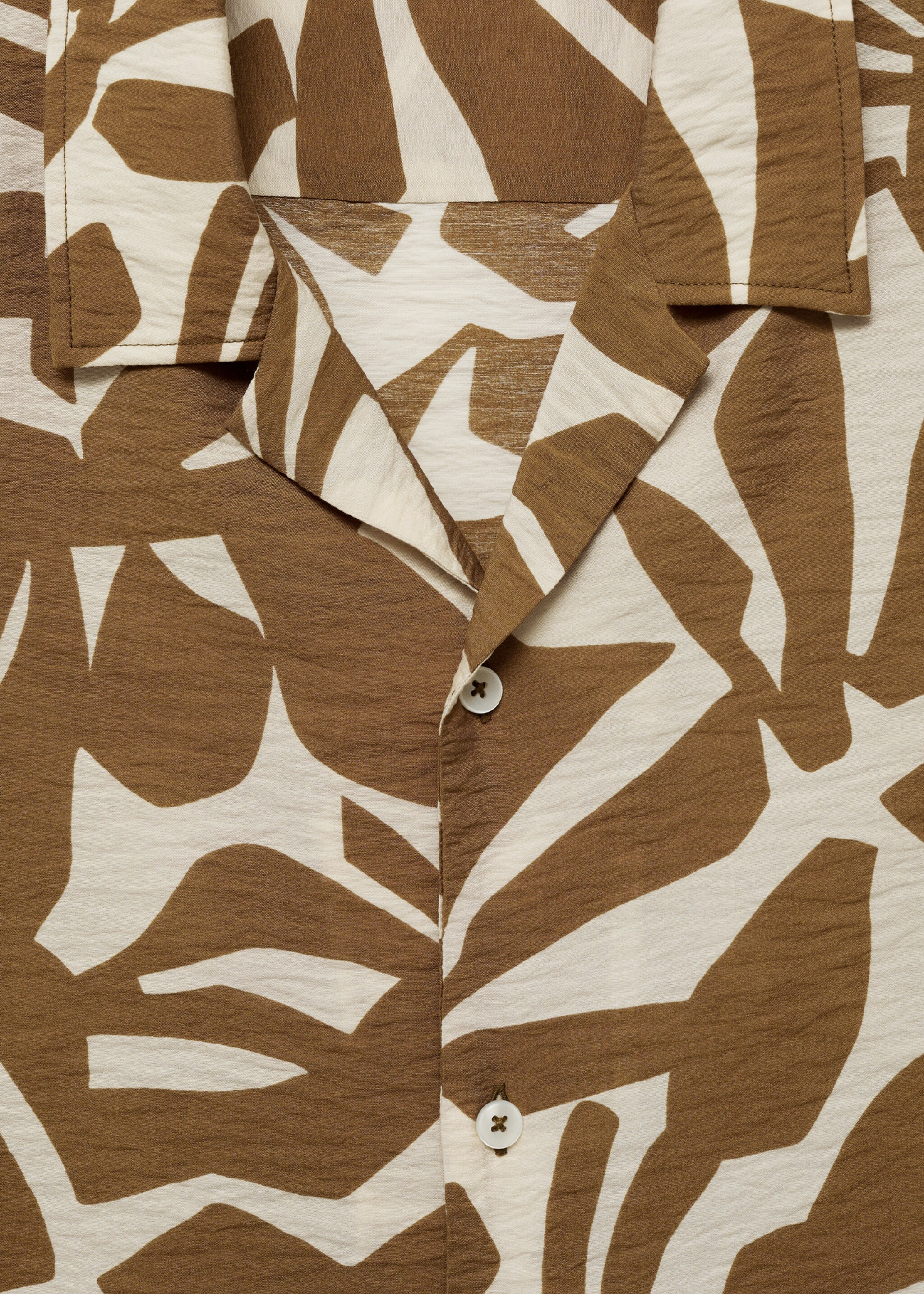 Regular-fit textured printed shirt - Details of the article 8