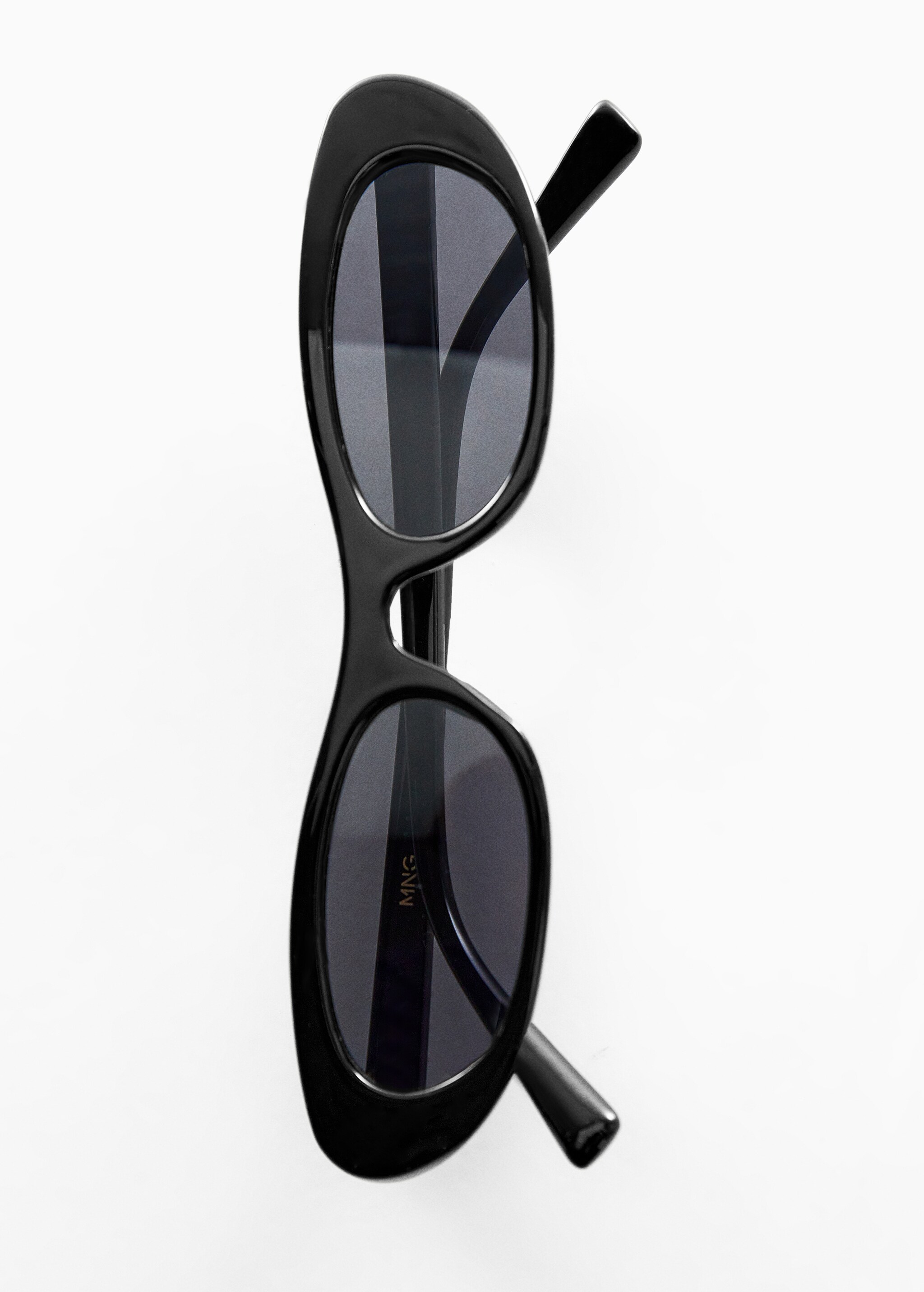 Oval sunglasses - Details of the article 5